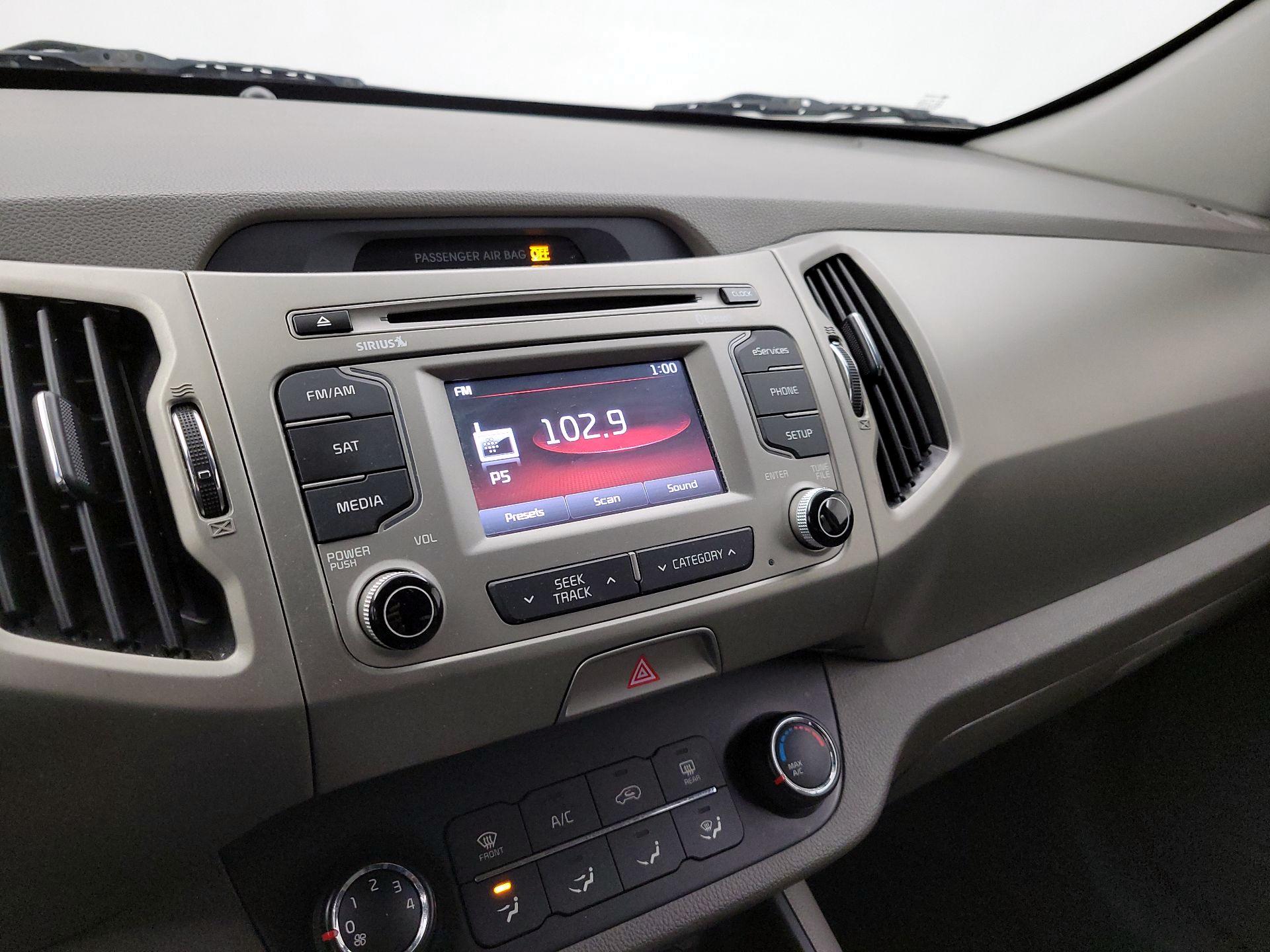 Thumbnail: 2014 Kia Sportage - 15