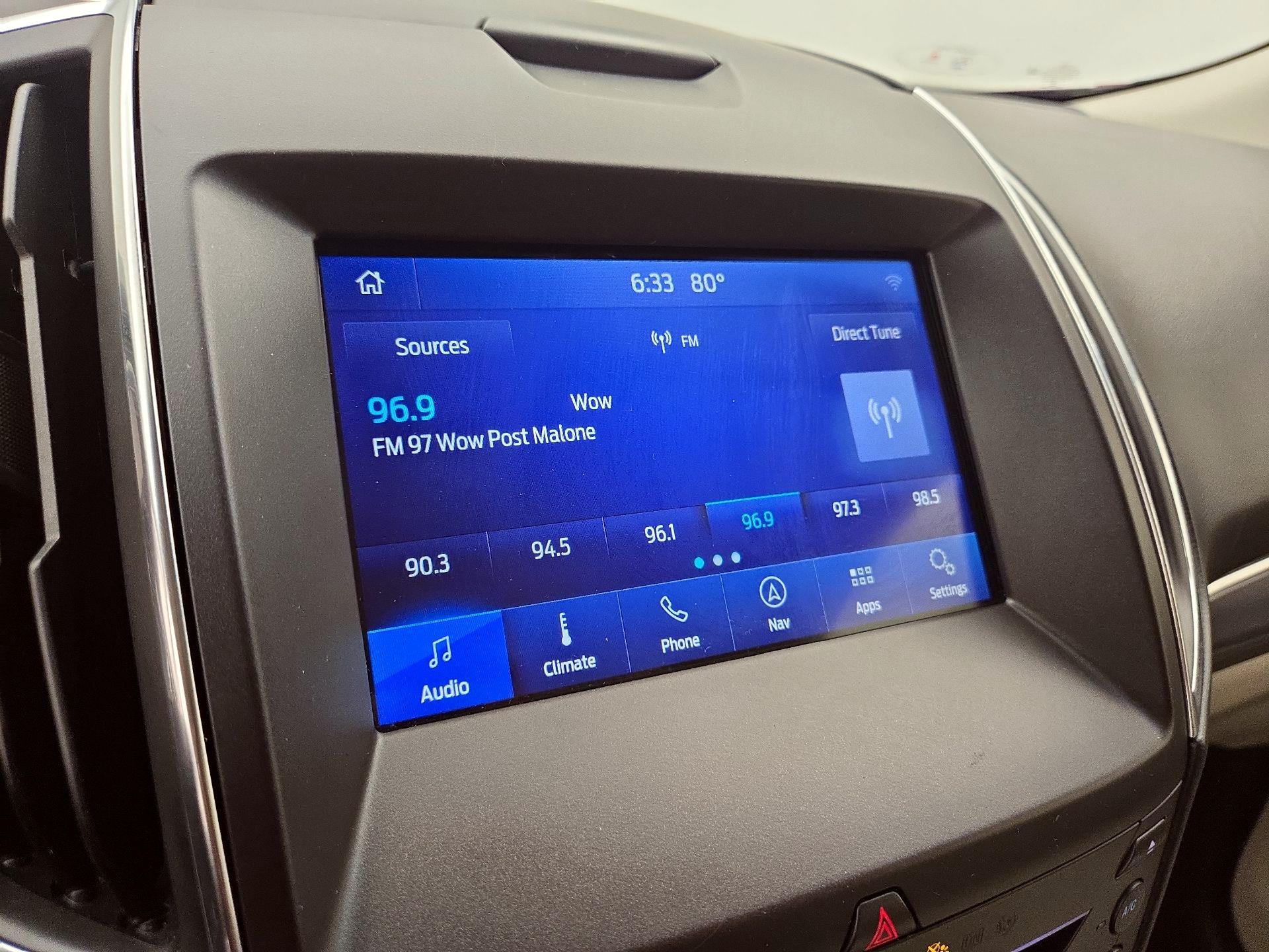 Thumbnail: 2019 Ford Edge - 16