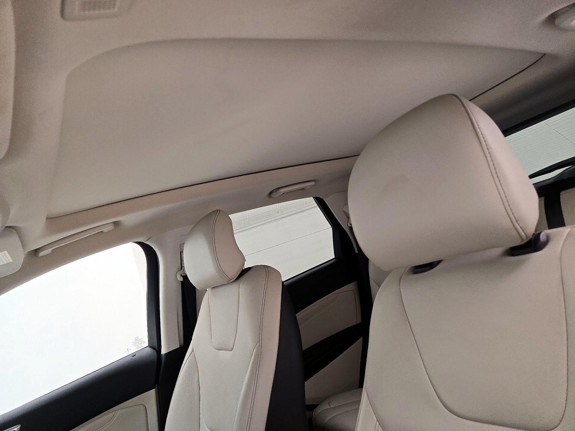 Thumbnail: 2019 Ford Edge - 20