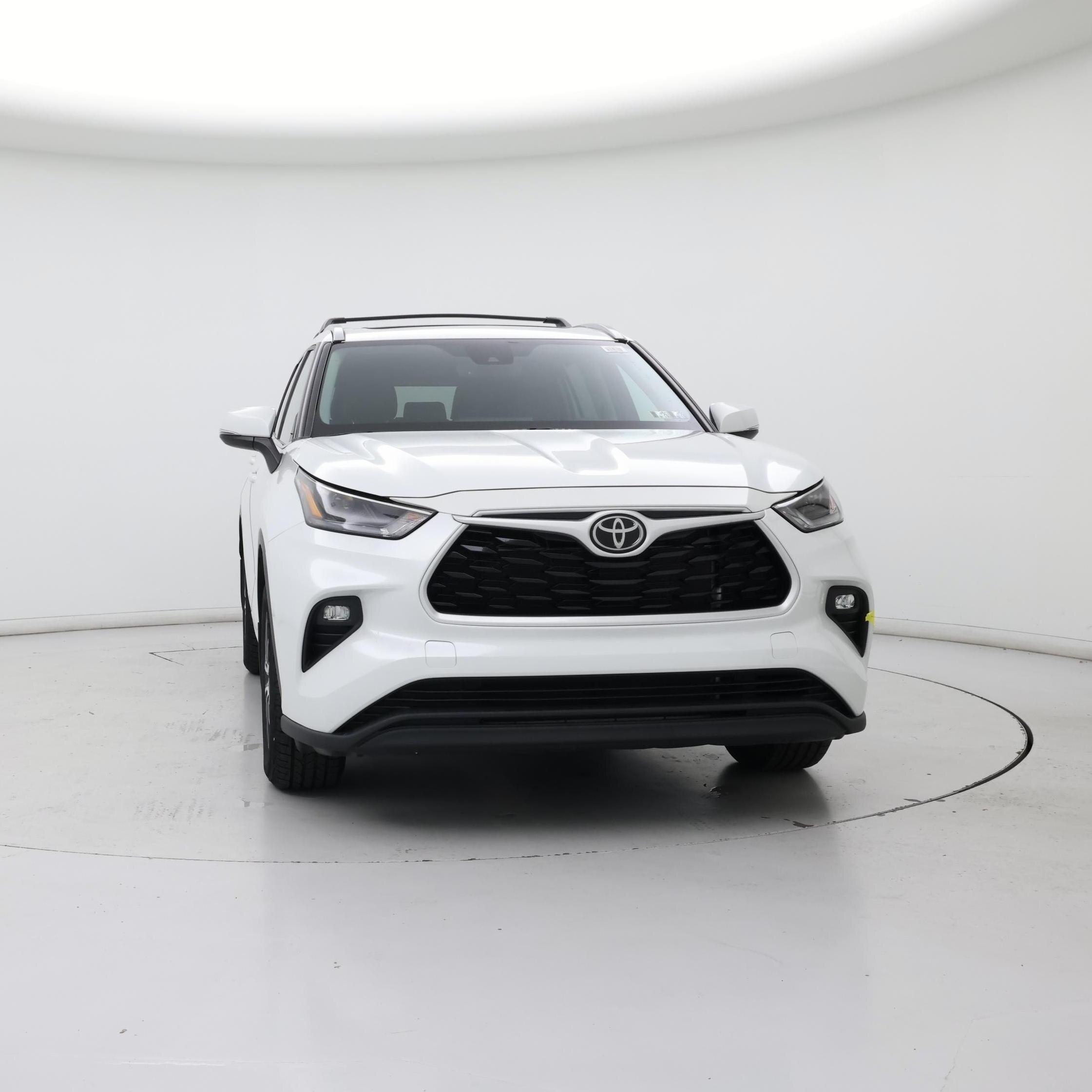 Thumbnail: 2022 Toyota Highlander - 5
