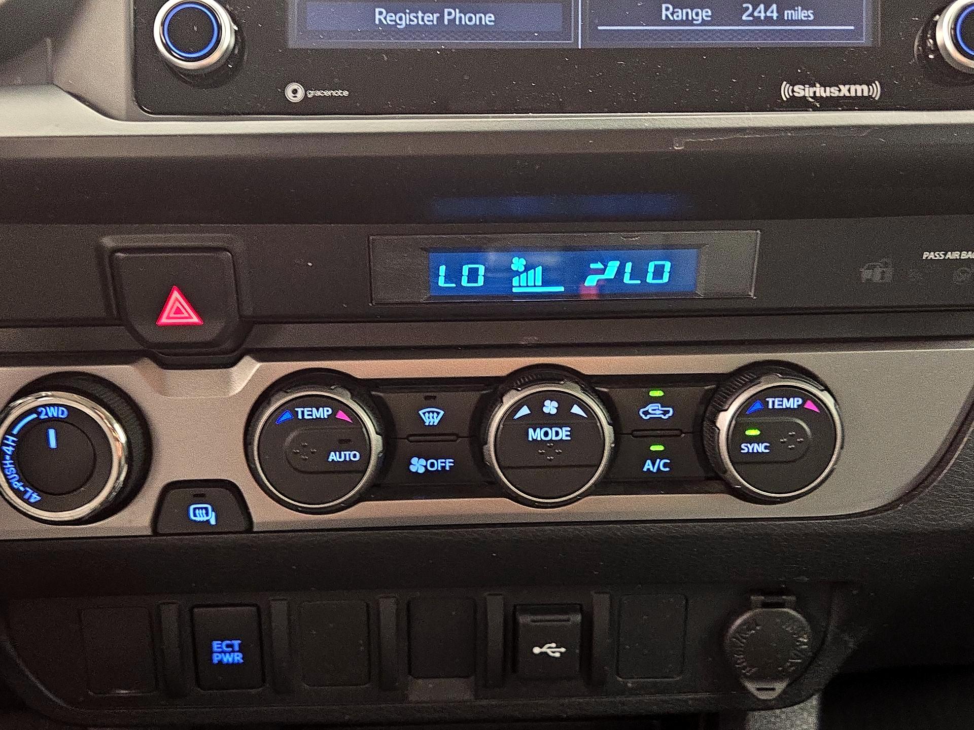 Thumbnail: 2022 Toyota Tacoma - 16