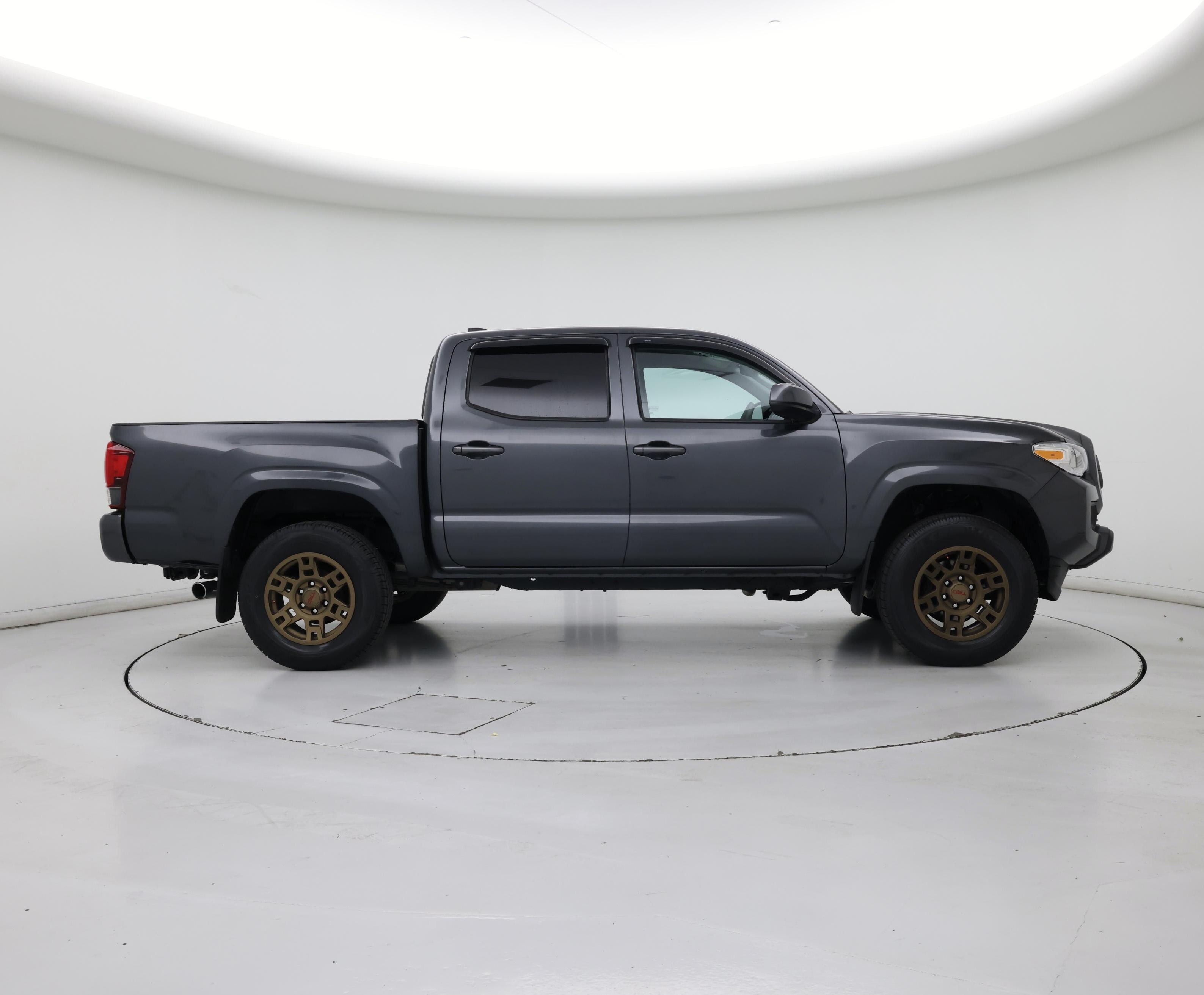 Thumbnail: 2022 Toyota Tacoma - 7