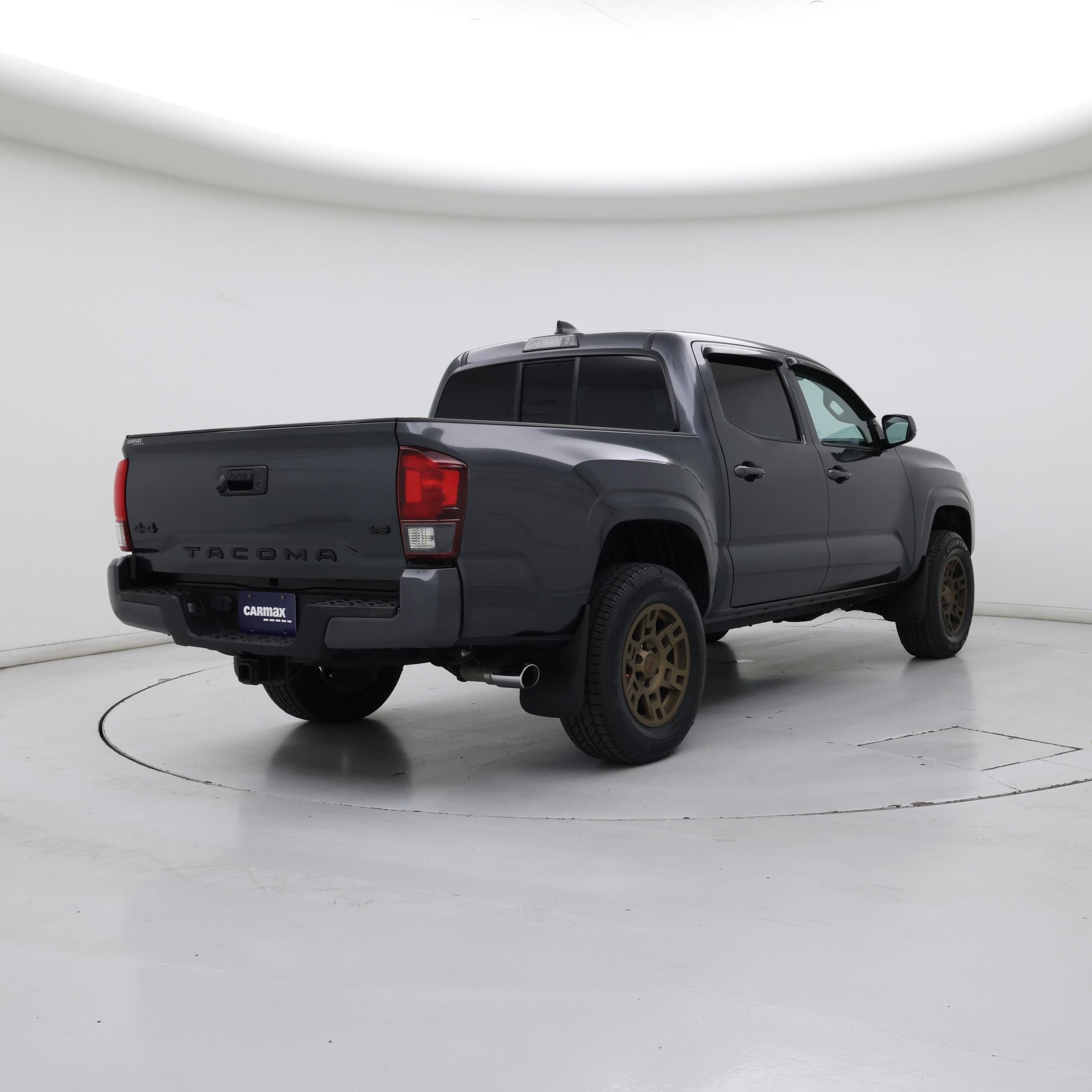 Thumbnail: 2022 Toyota Tacoma - 8