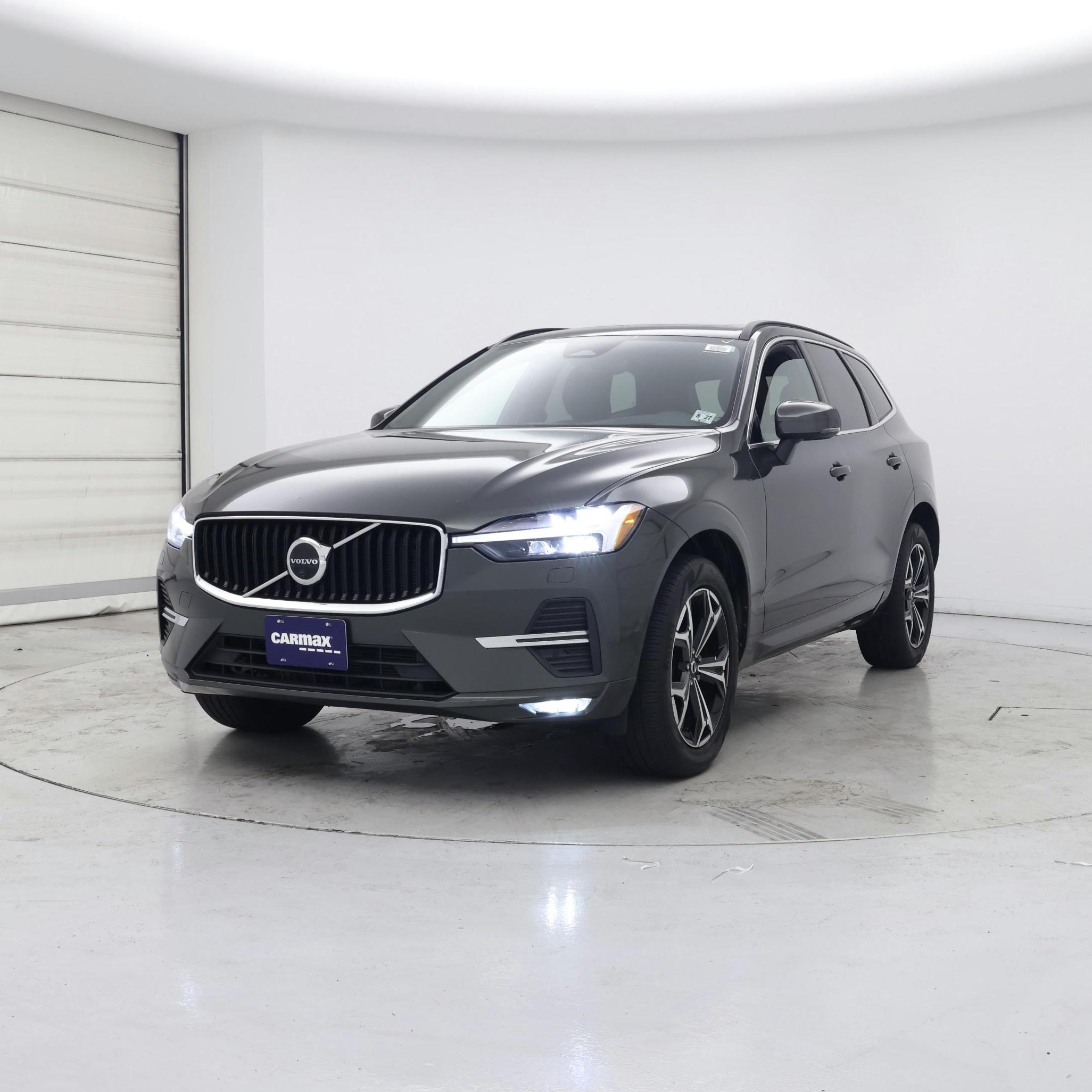 Thumbnail: 2022 Volvo XC60 - 4