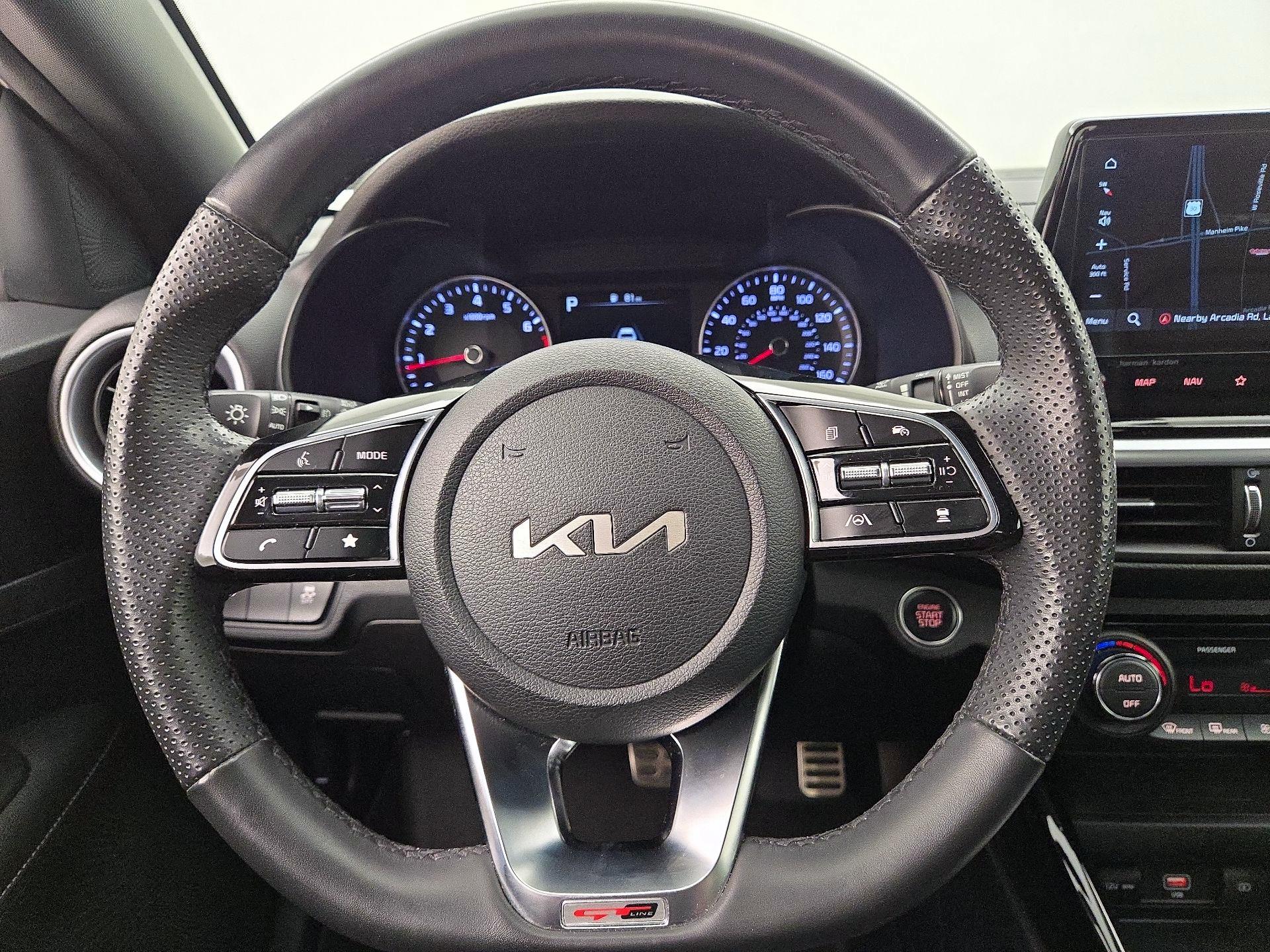 Thumbnail: 2023 Kia Forte - 10