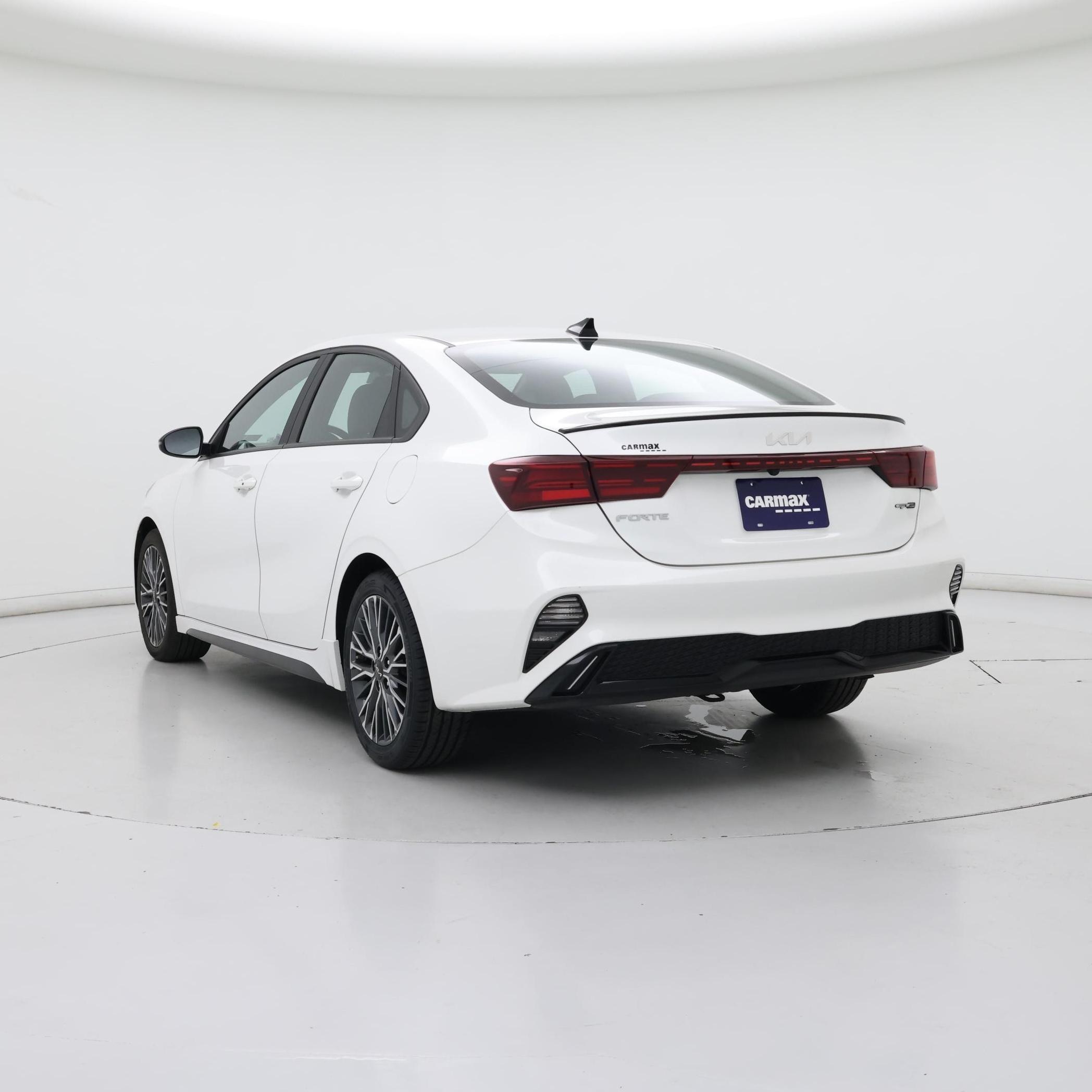 Thumbnail: 2023 Kia Forte - 2