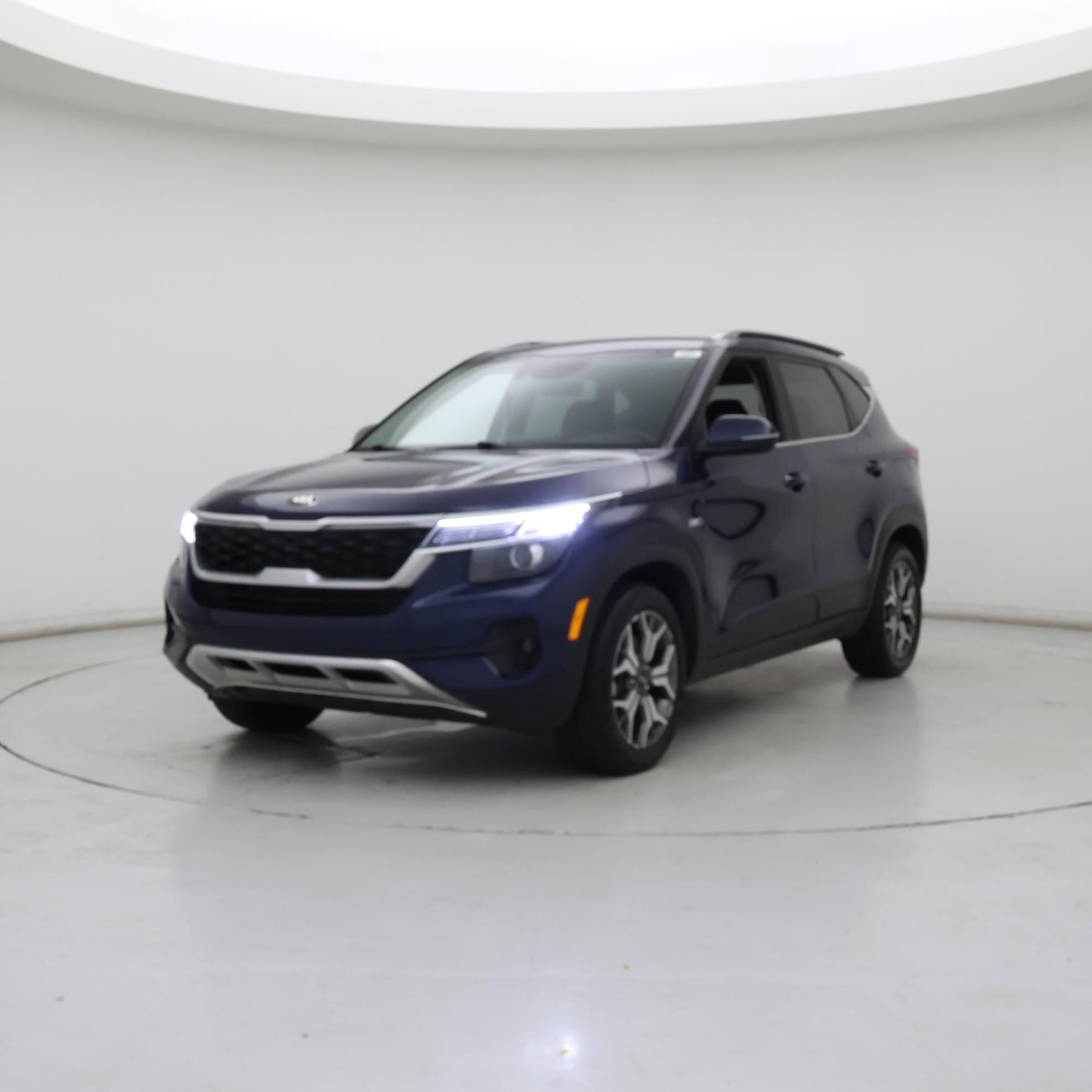 Thumbnail: 2021 Kia Seltos - 4