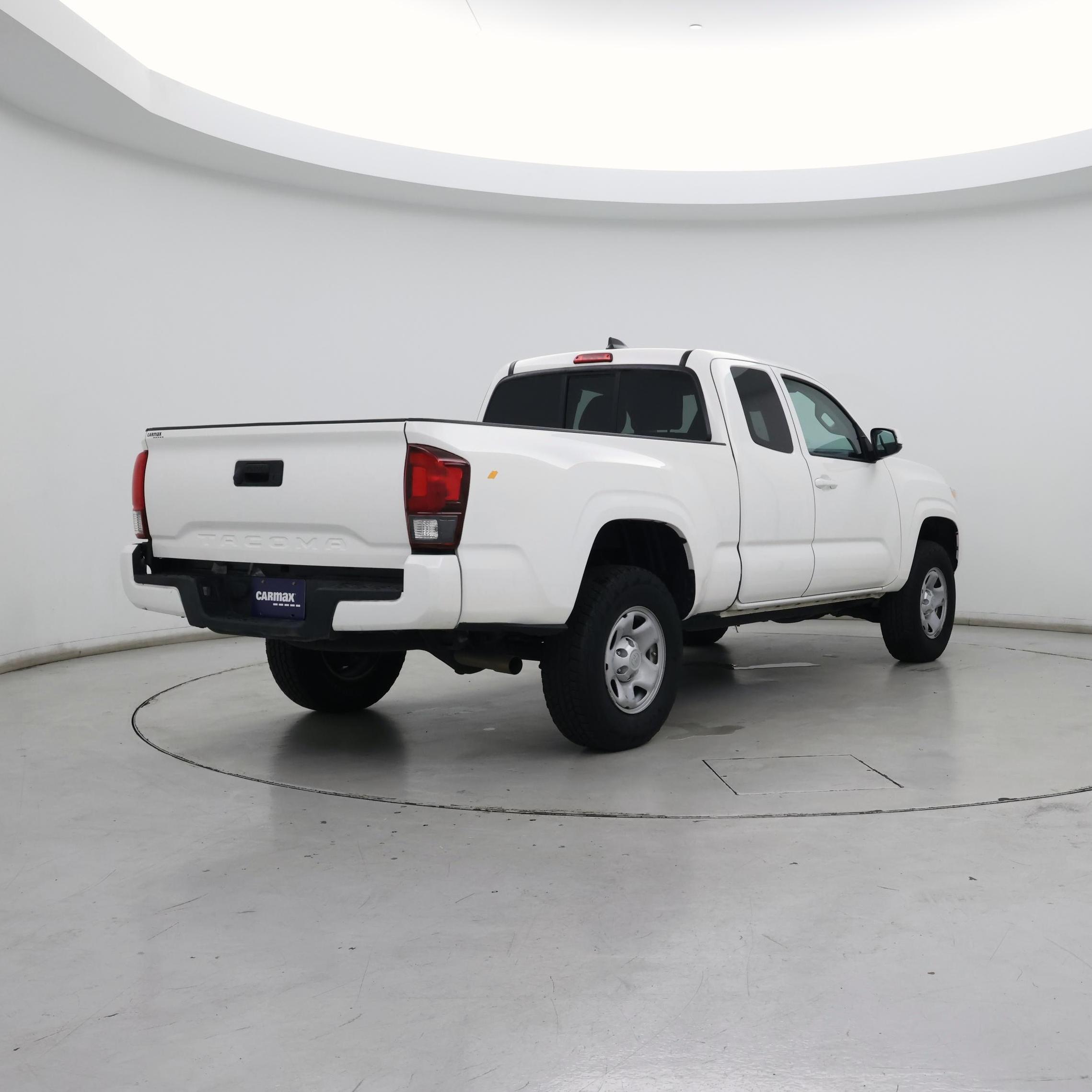 Thumbnail: 2021 Toyota Tacoma - 8