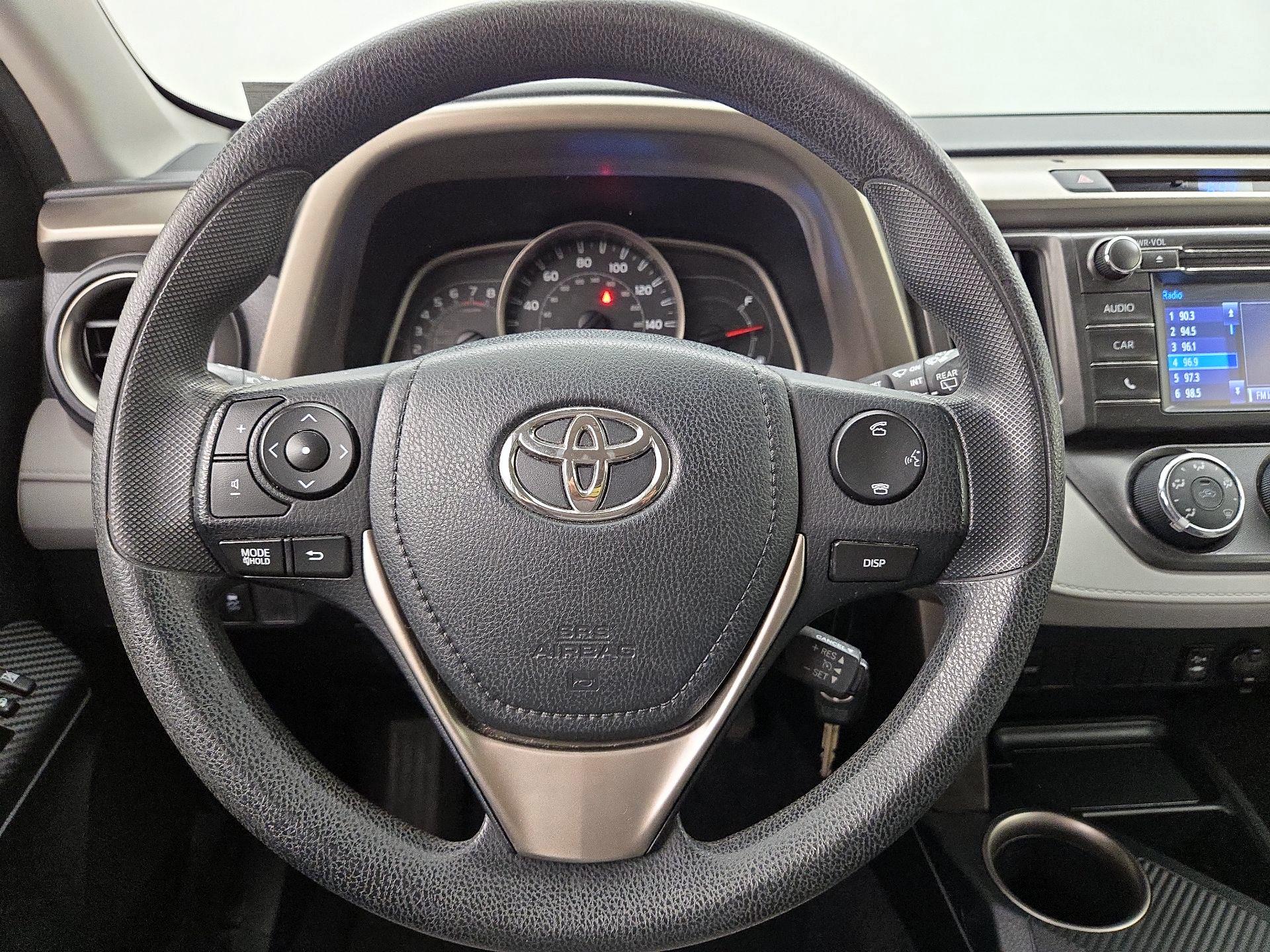 Thumbnail: 2014 Toyota RAV4 - 10