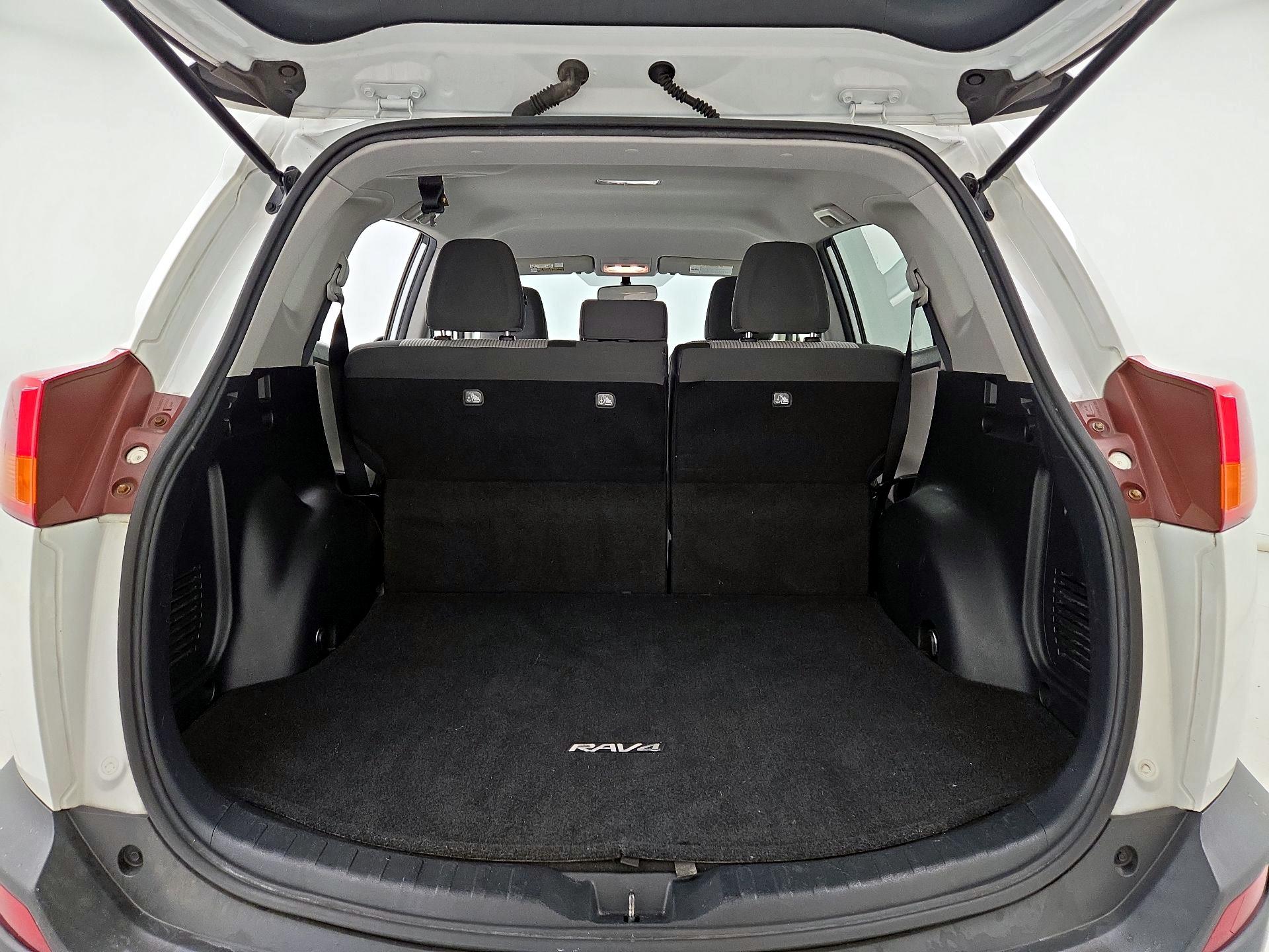 Thumbnail: 2014 Toyota RAV4 - 20