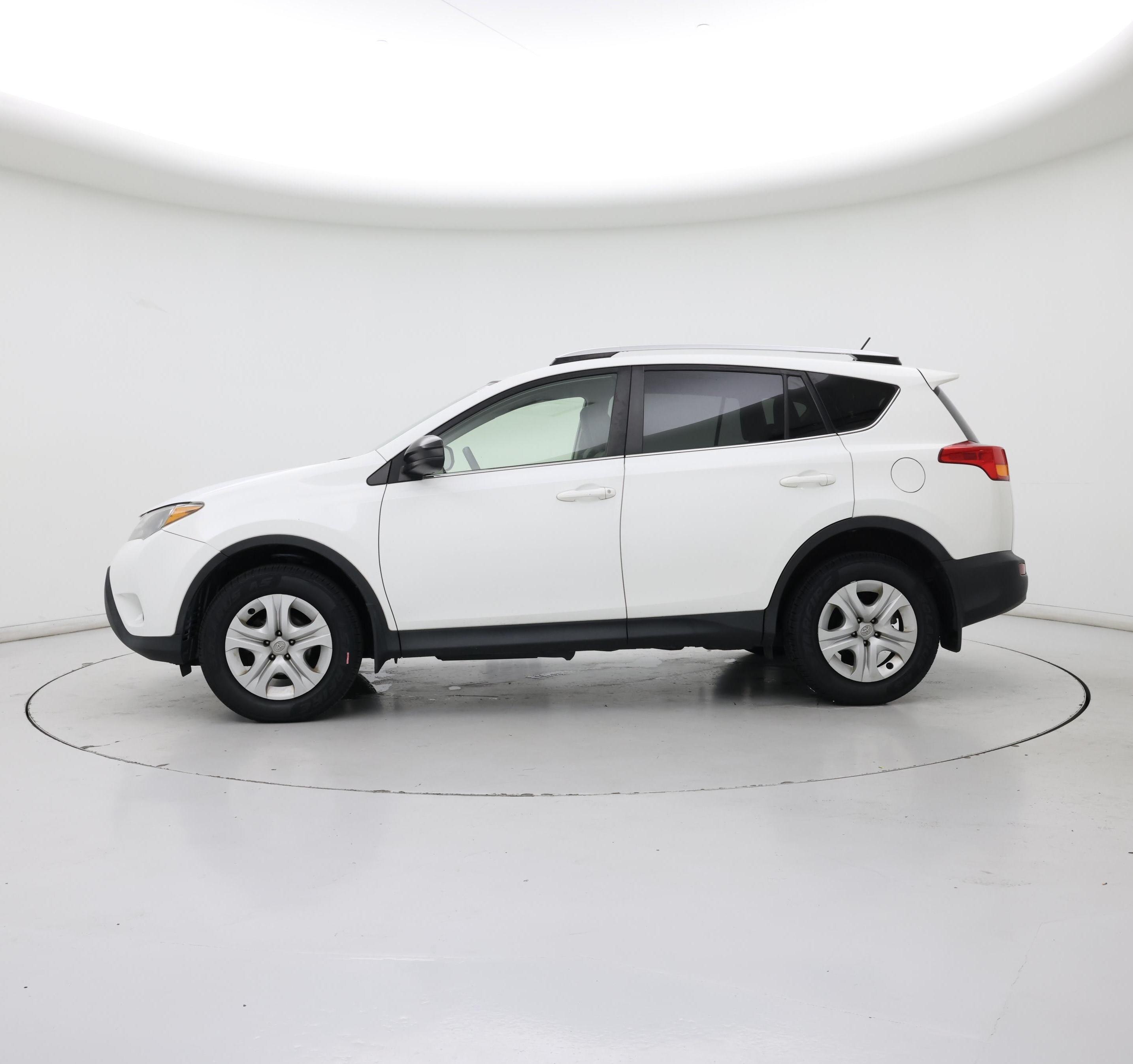 Thumbnail: 2014 Toyota RAV4 - 3
