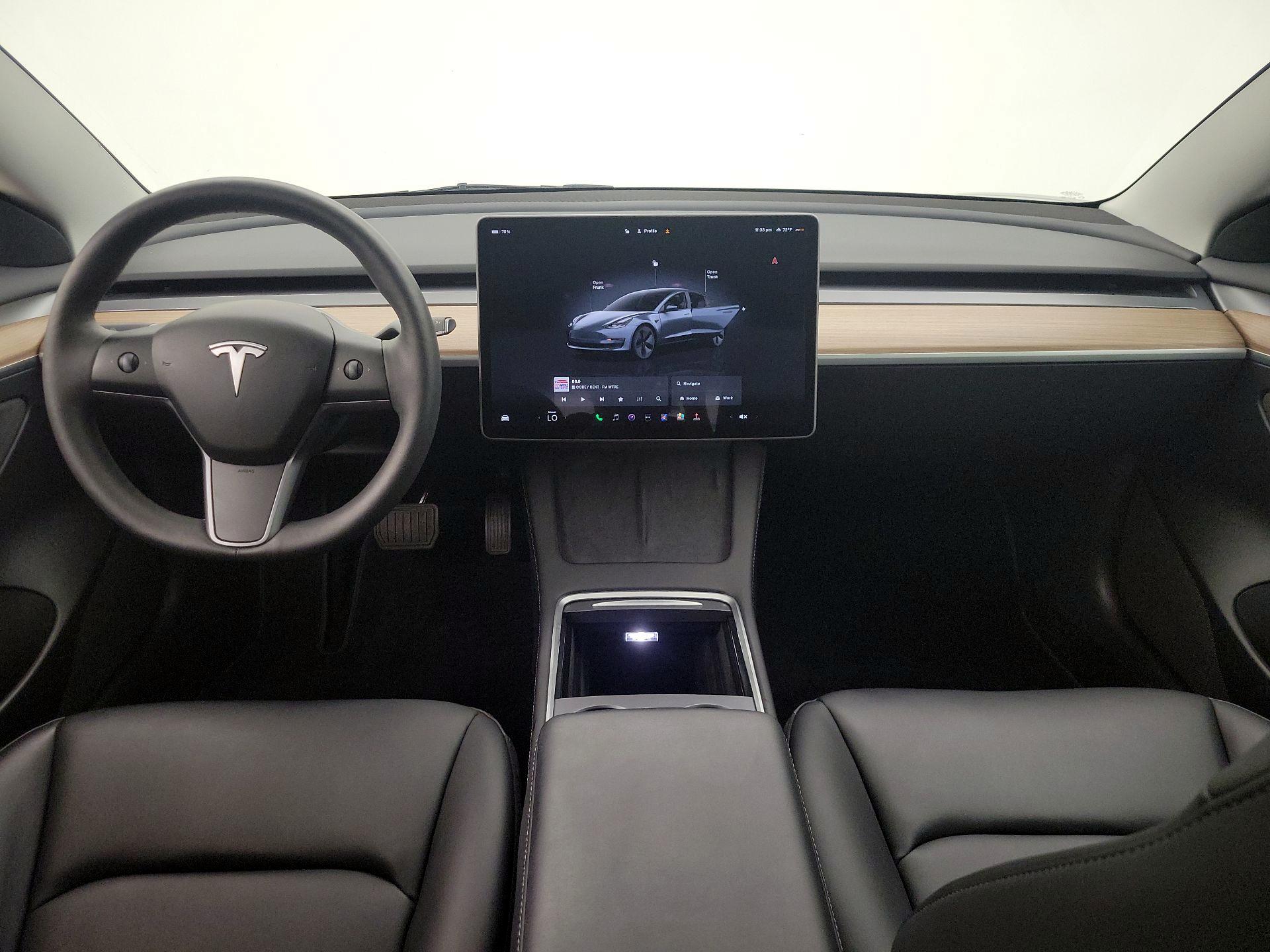 Thumbnail: 2023 Tesla Model 3 - 9