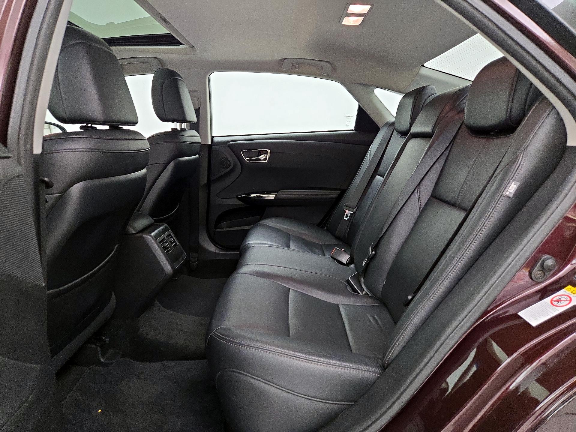 Thumbnail: 2017 Toyota Avalon - 19