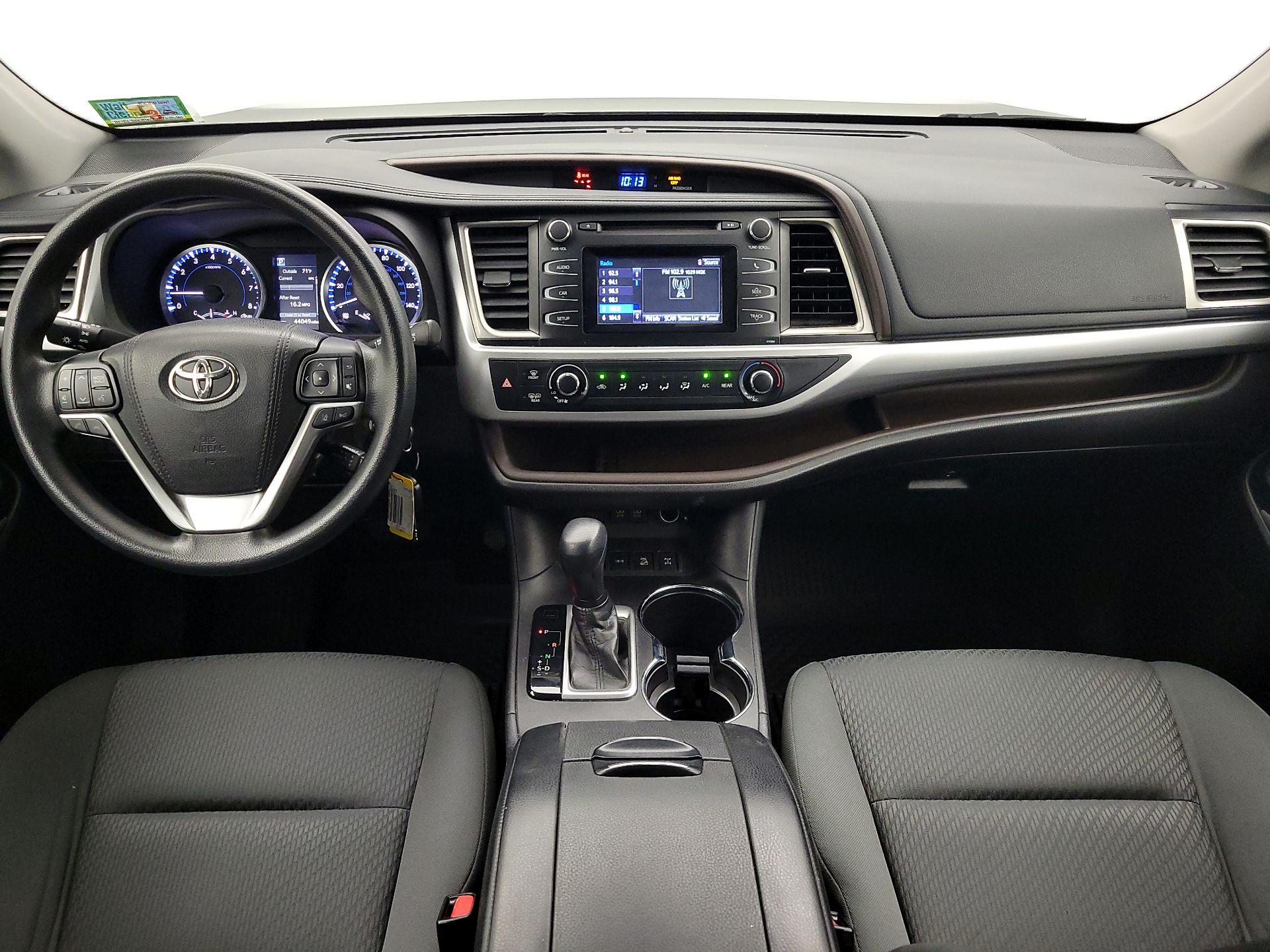 Thumbnail: 2018 Toyota Highlander - 9