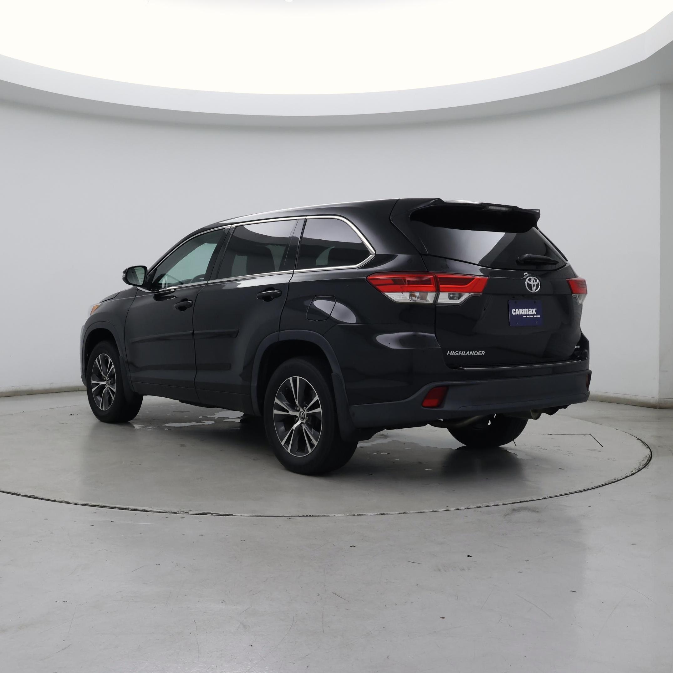 Thumbnail: 2018 Toyota Highlander - 2