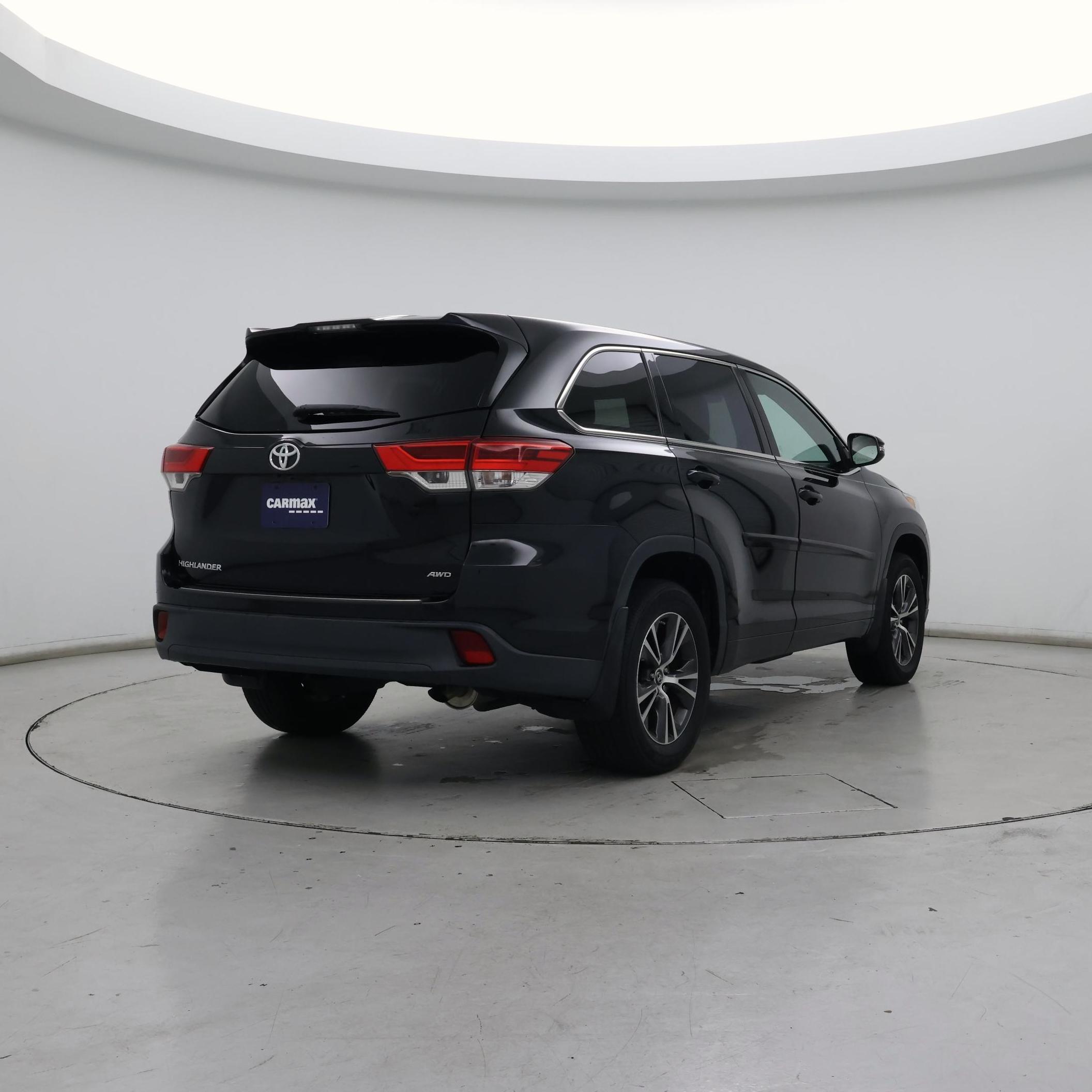 Thumbnail: 2018 Toyota Highlander - 8