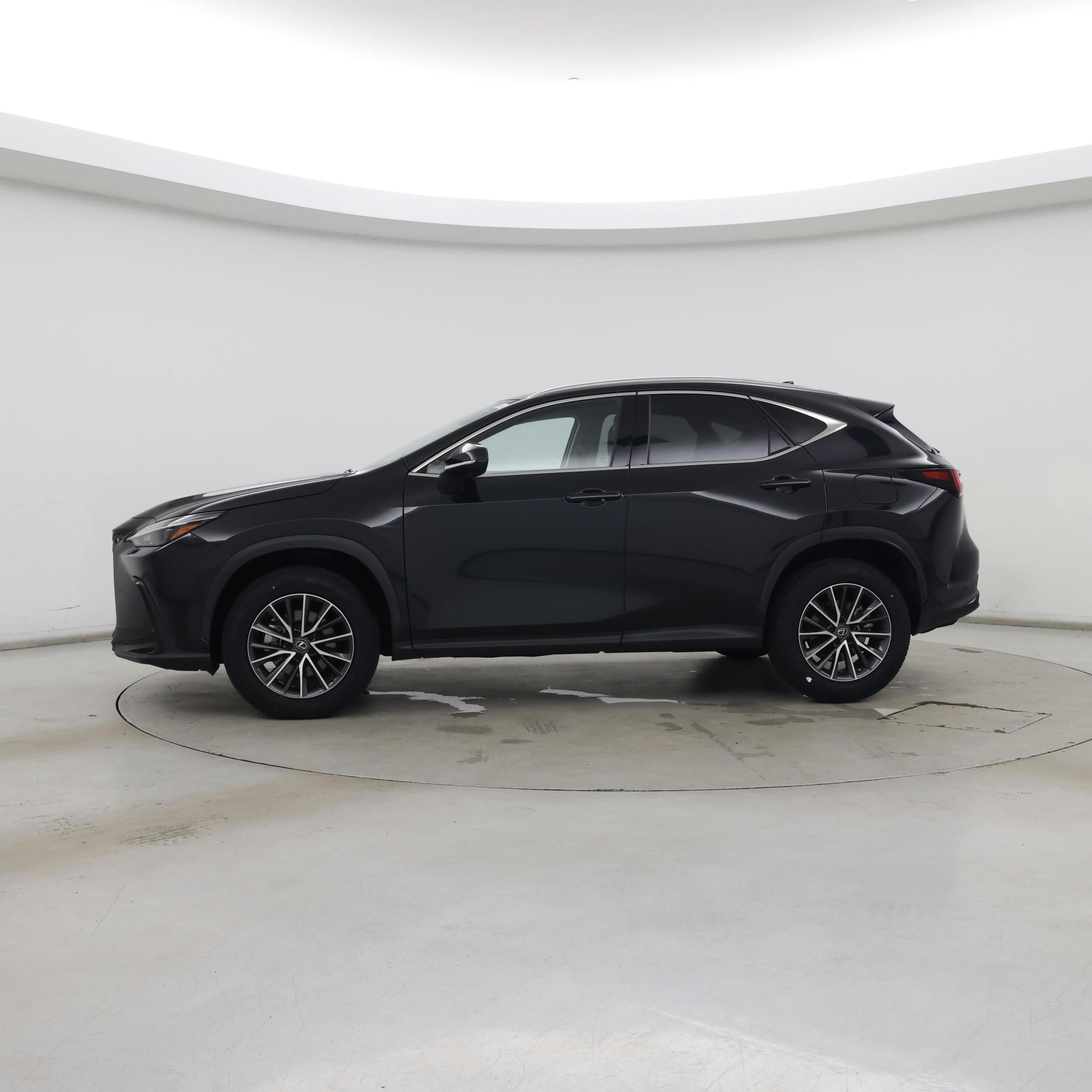 Thumbnail: 2022 Lexus NX - 3