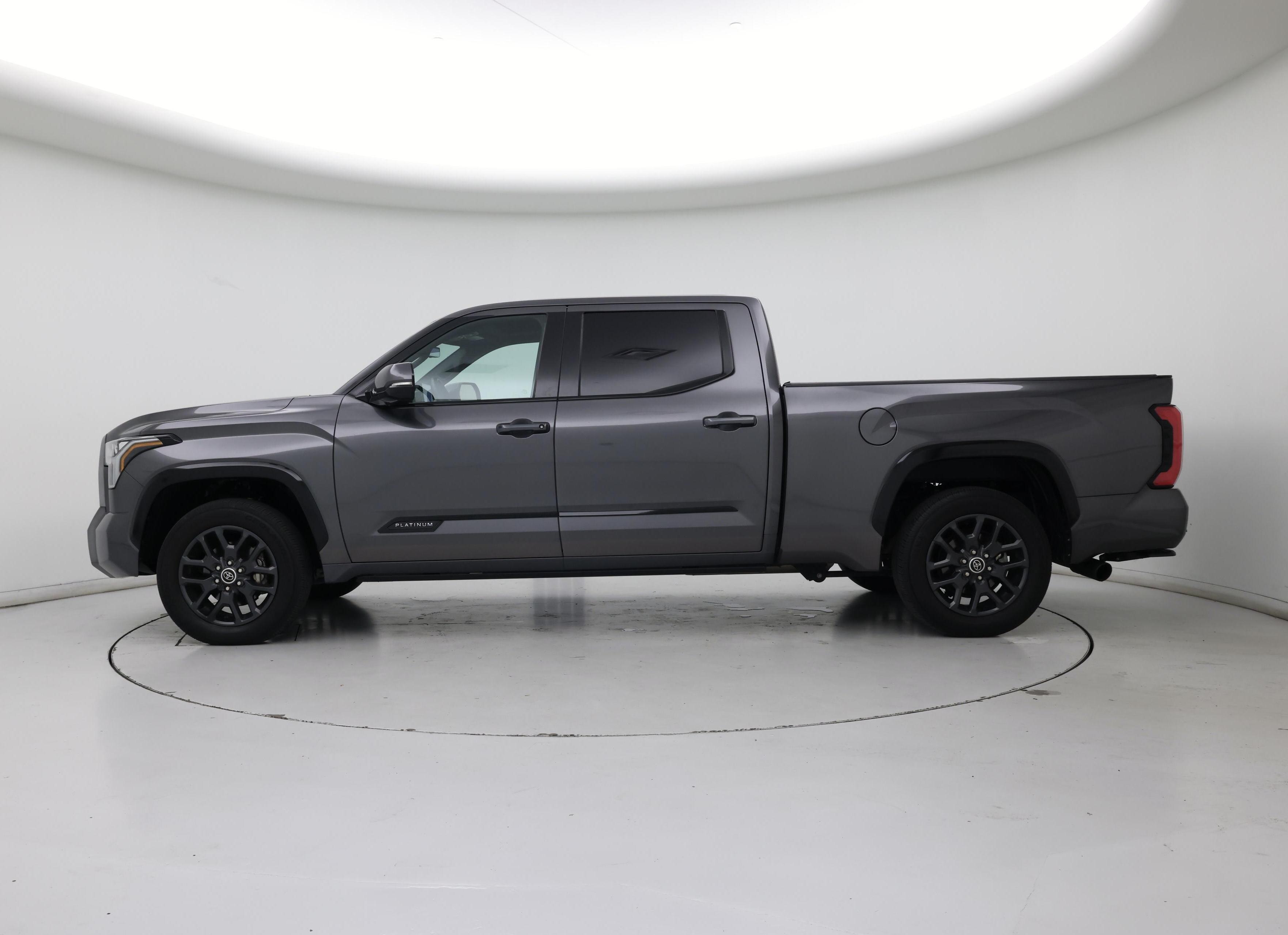 Thumbnail: 2022 Toyota Tundra - 3