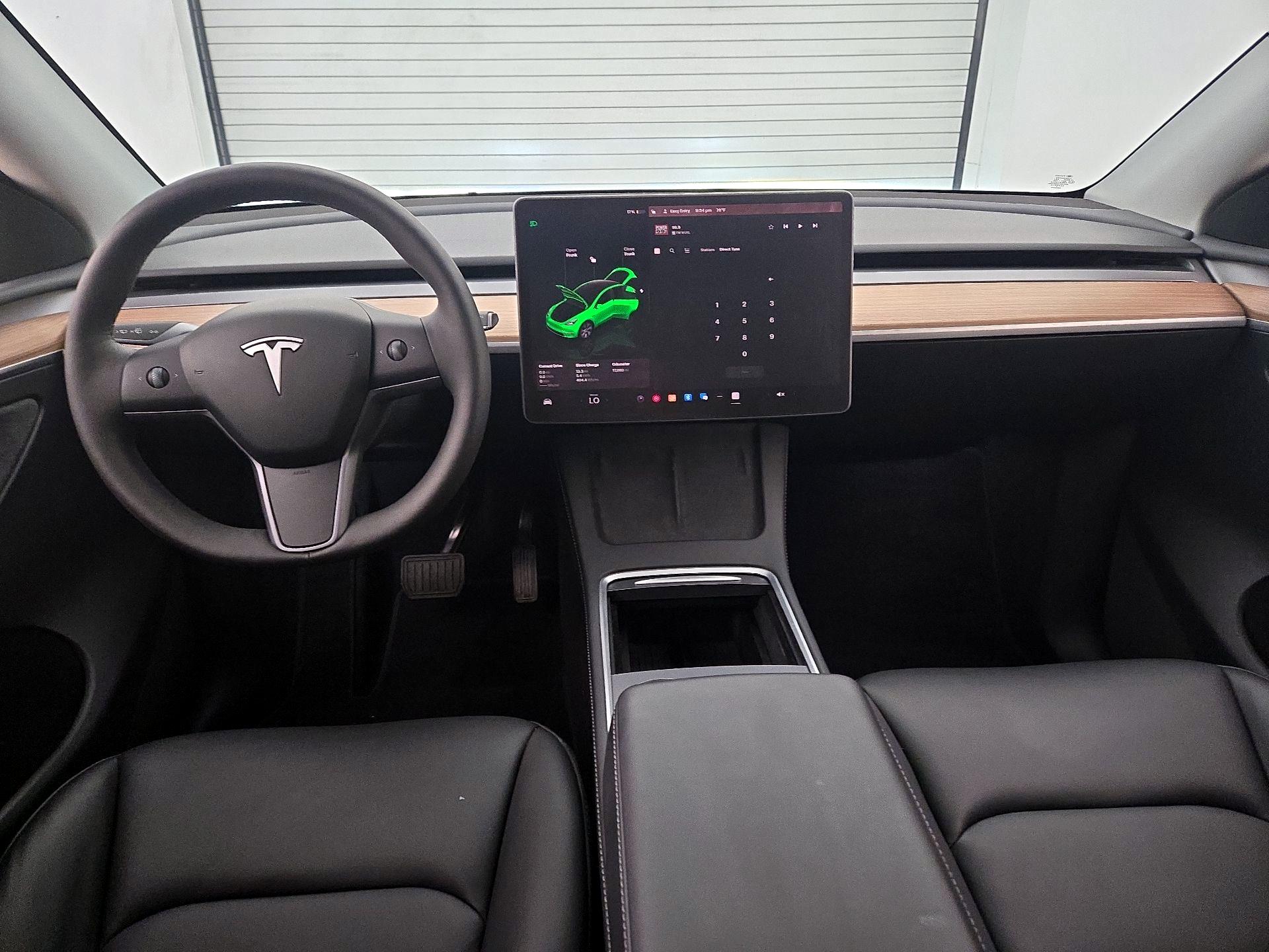 Thumbnail: 2024 Tesla Model Y - 9