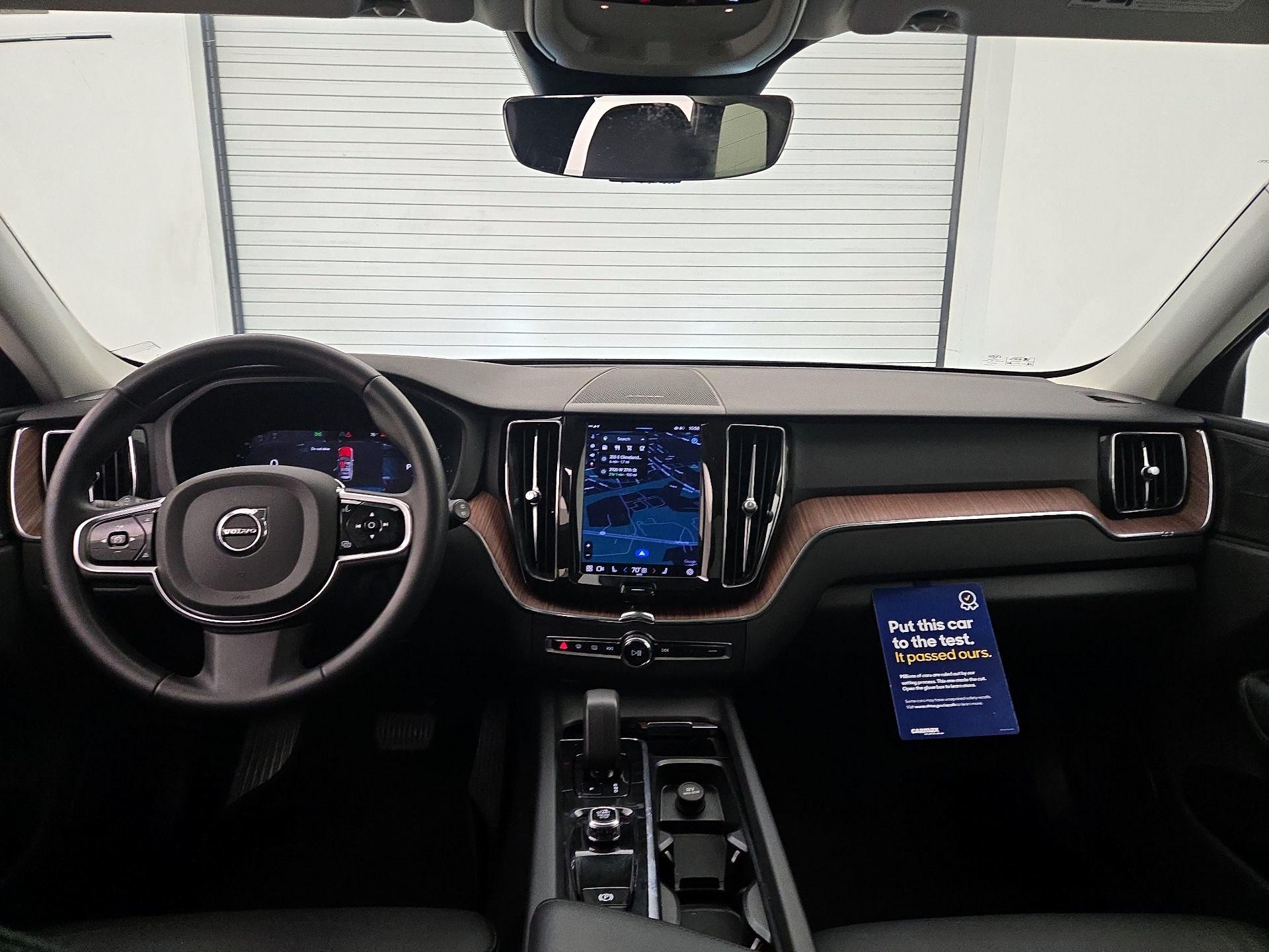 Thumbnail: 2023 Volvo XC60 - 9