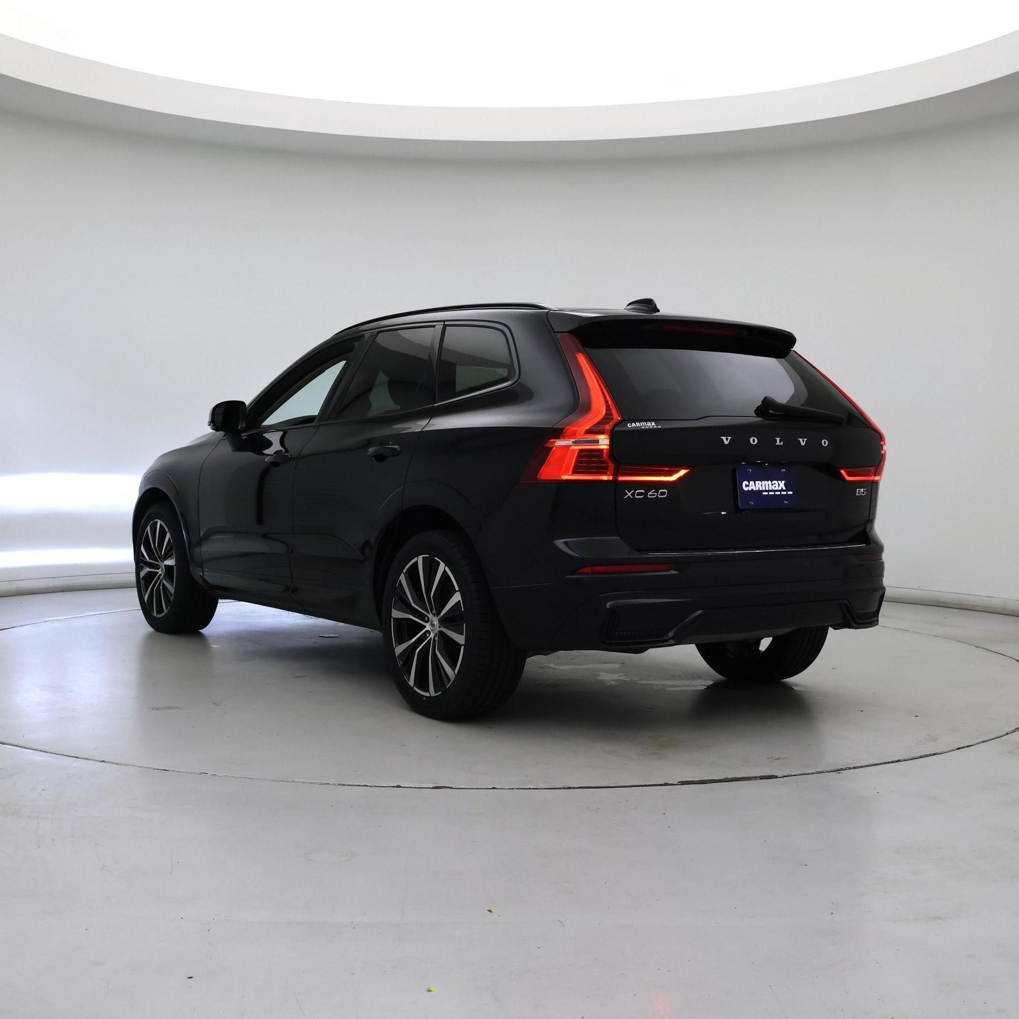 Thumbnail: 2023 Volvo XC60 - 2