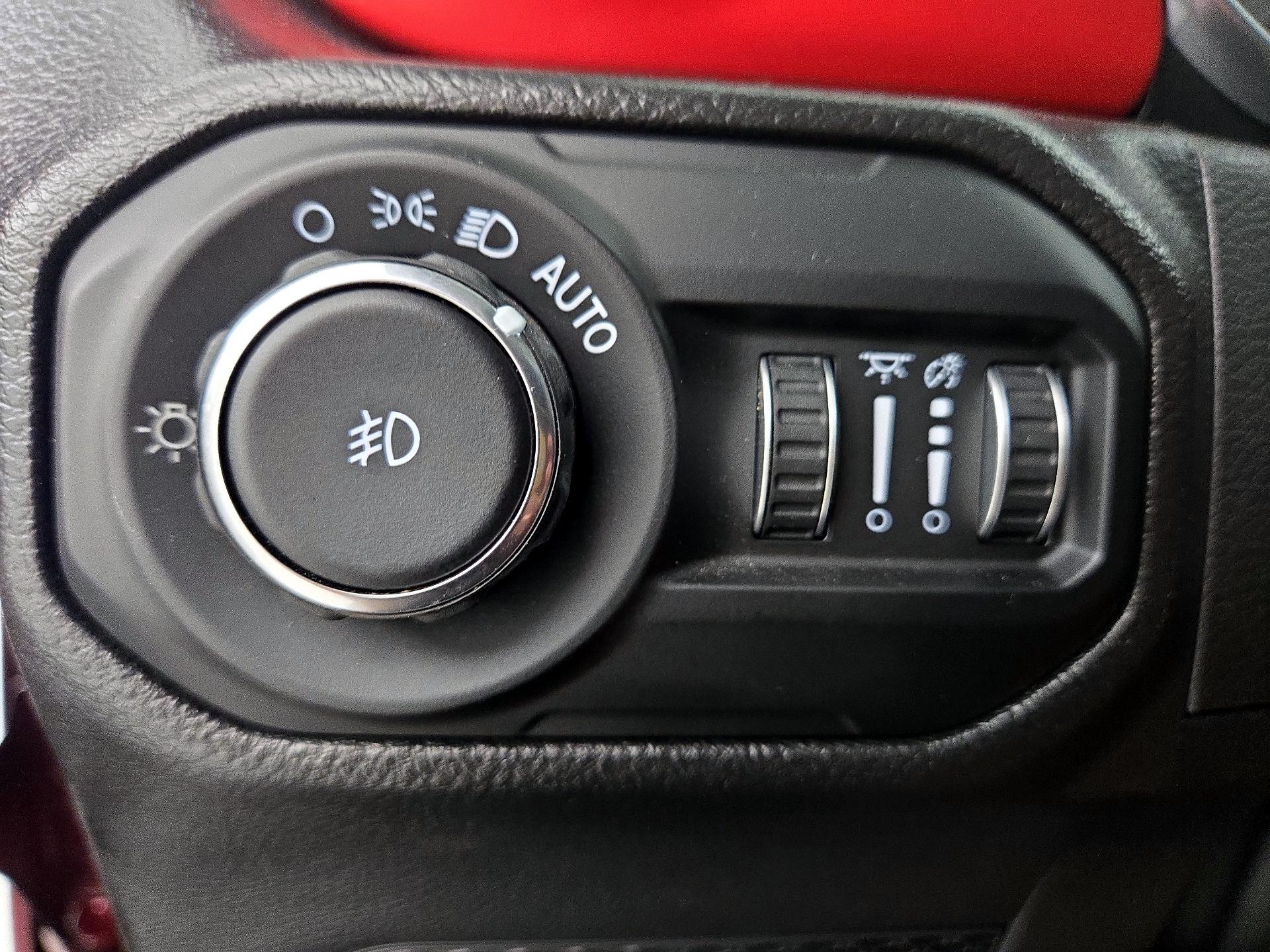 Thumbnail: 2022 Jeep Wrangler - 13