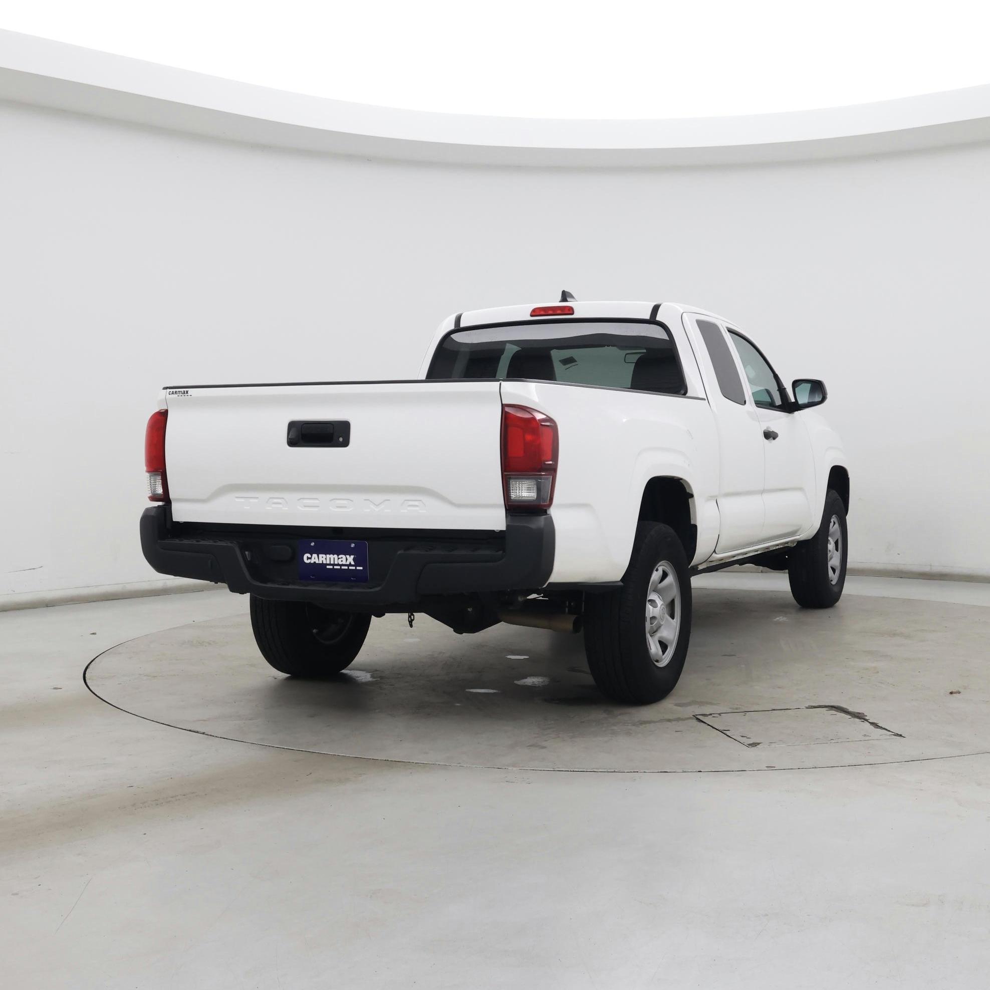 Thumbnail: 2023 Toyota Tacoma - 8