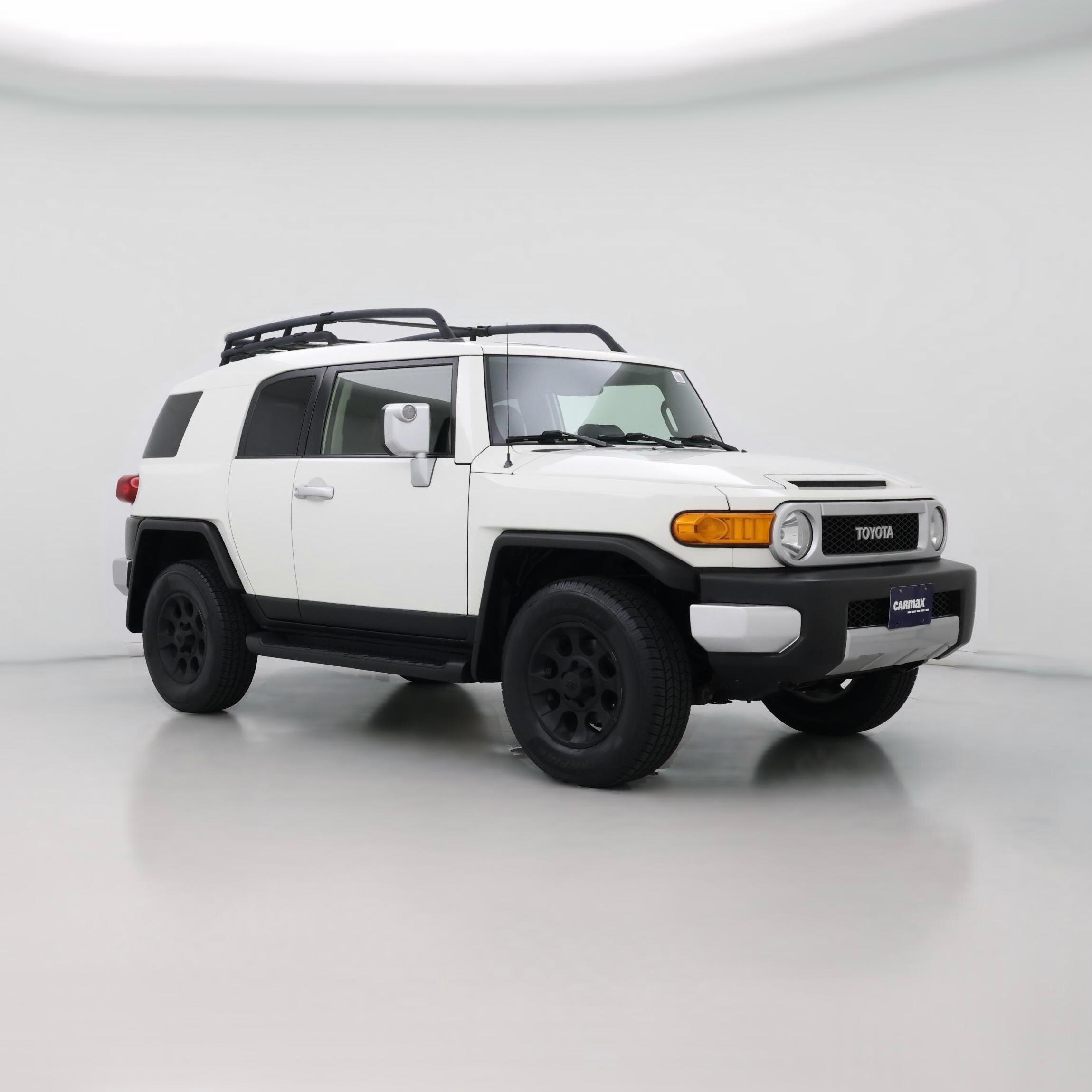 Thumbnail: 2013 Toyota FJ Cruiser - 1