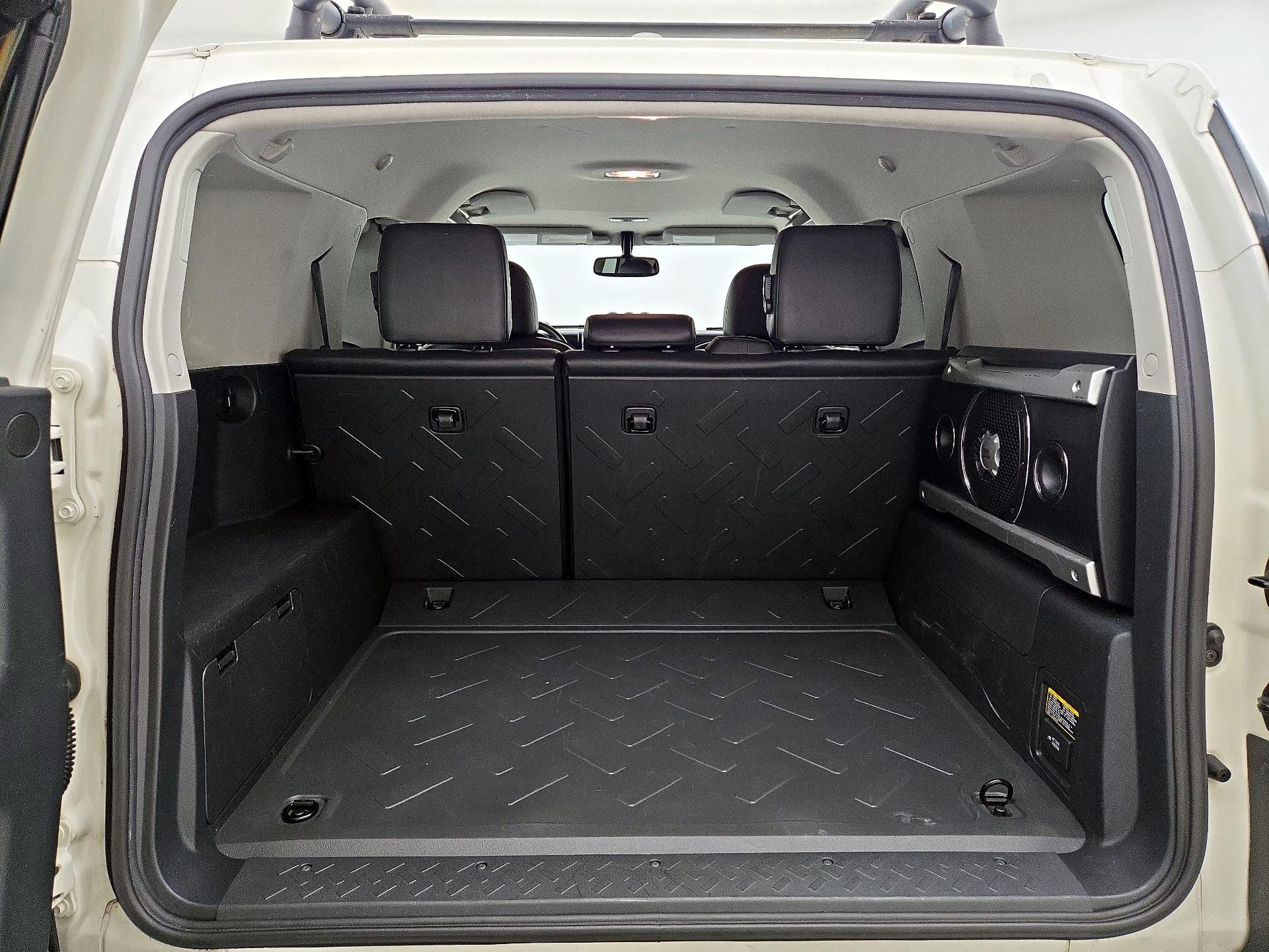 Thumbnail: 2013 Toyota FJ Cruiser - 20