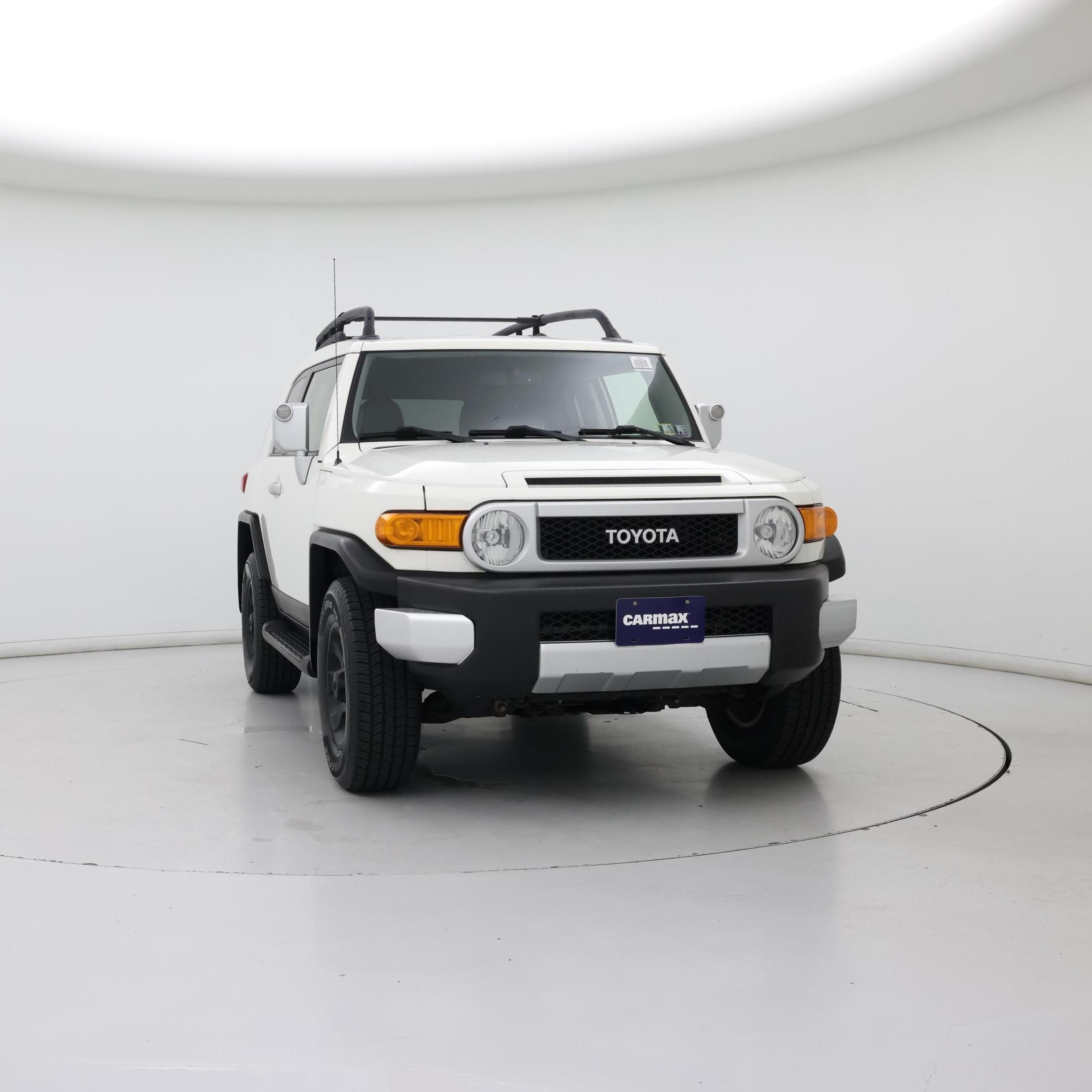 Thumbnail: 2013 Toyota FJ Cruiser - 5