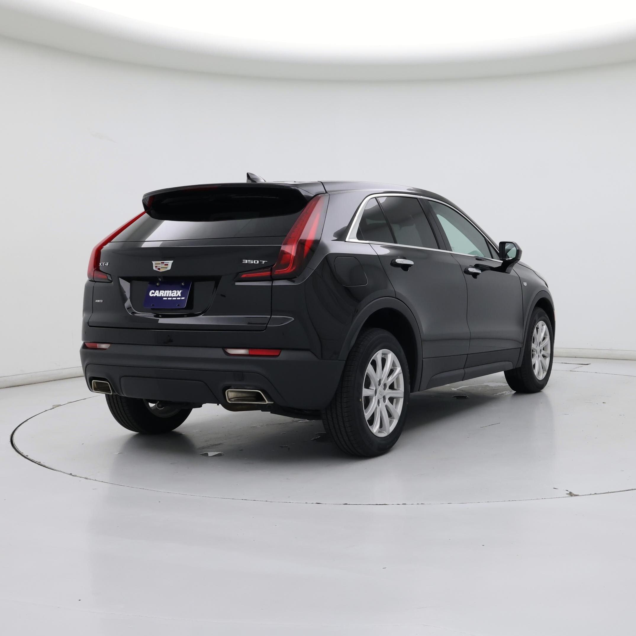 Thumbnail: 2022 Cadillac XT4 - 8