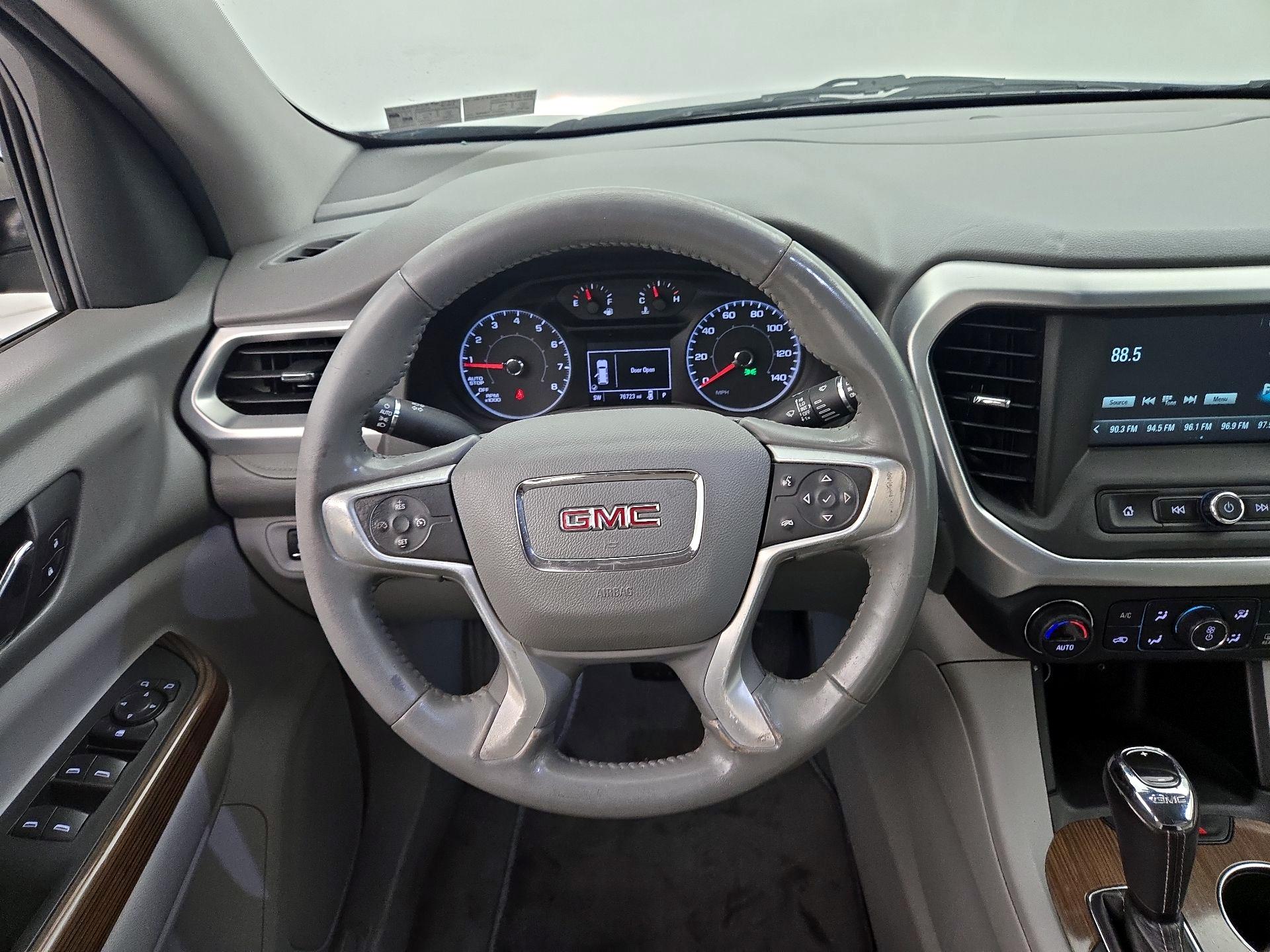 Thumbnail: 2018 GMC Acadia - 10
