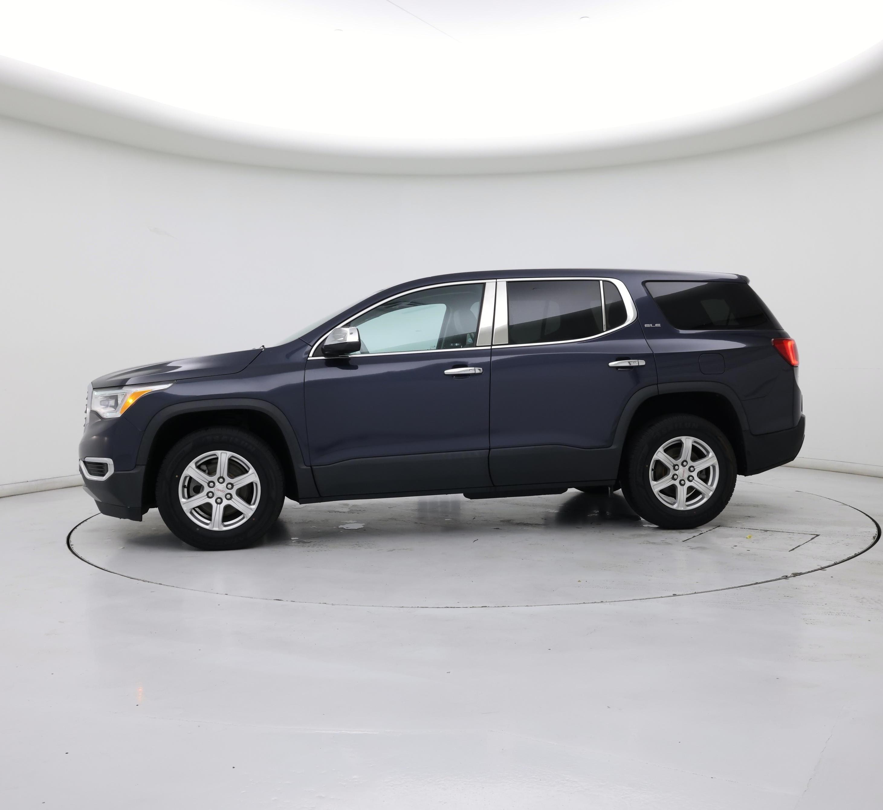 Thumbnail: 2018 GMC Acadia - 3