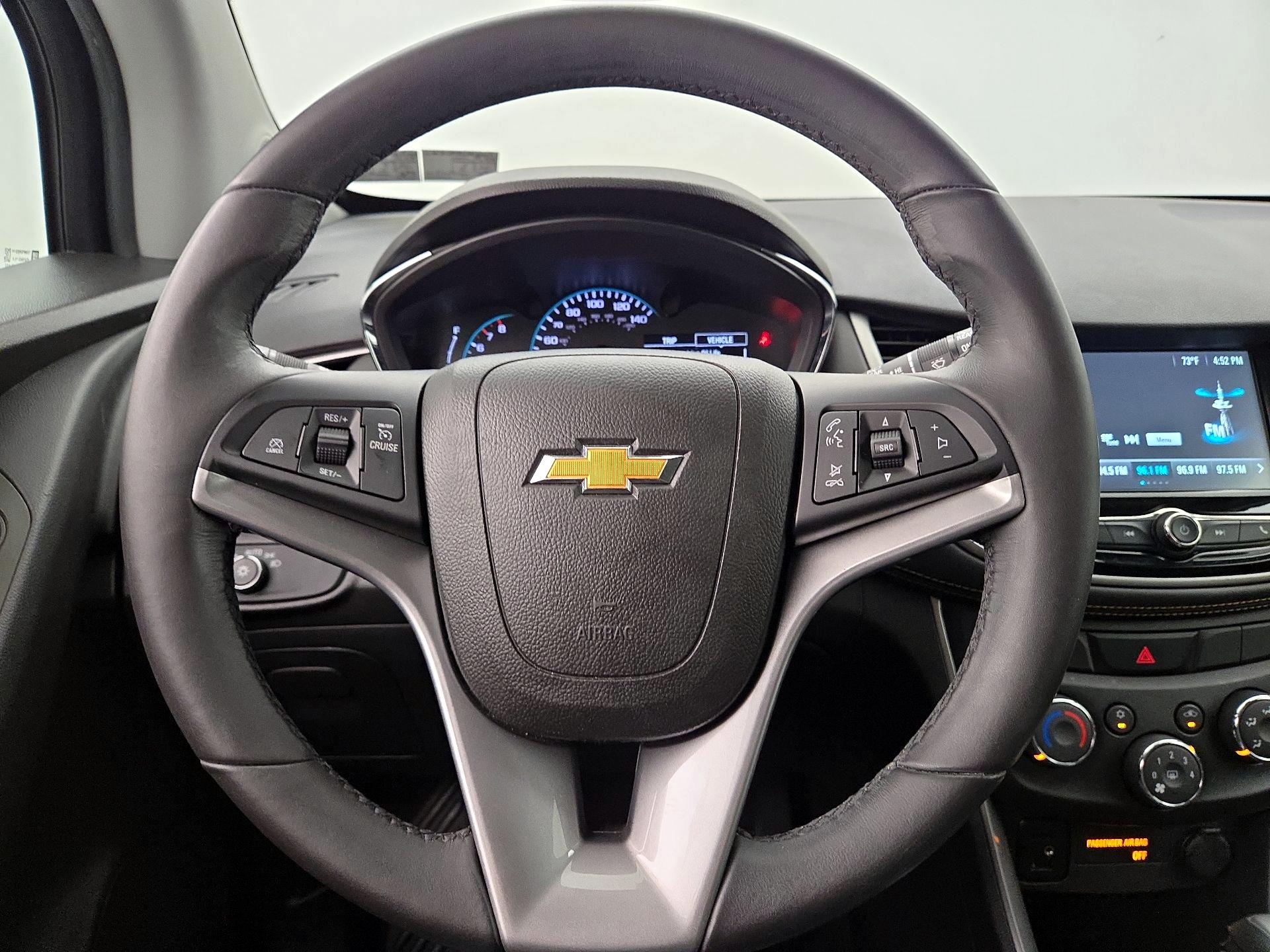 Thumbnail: 2017 Chevrolet Trax - 10