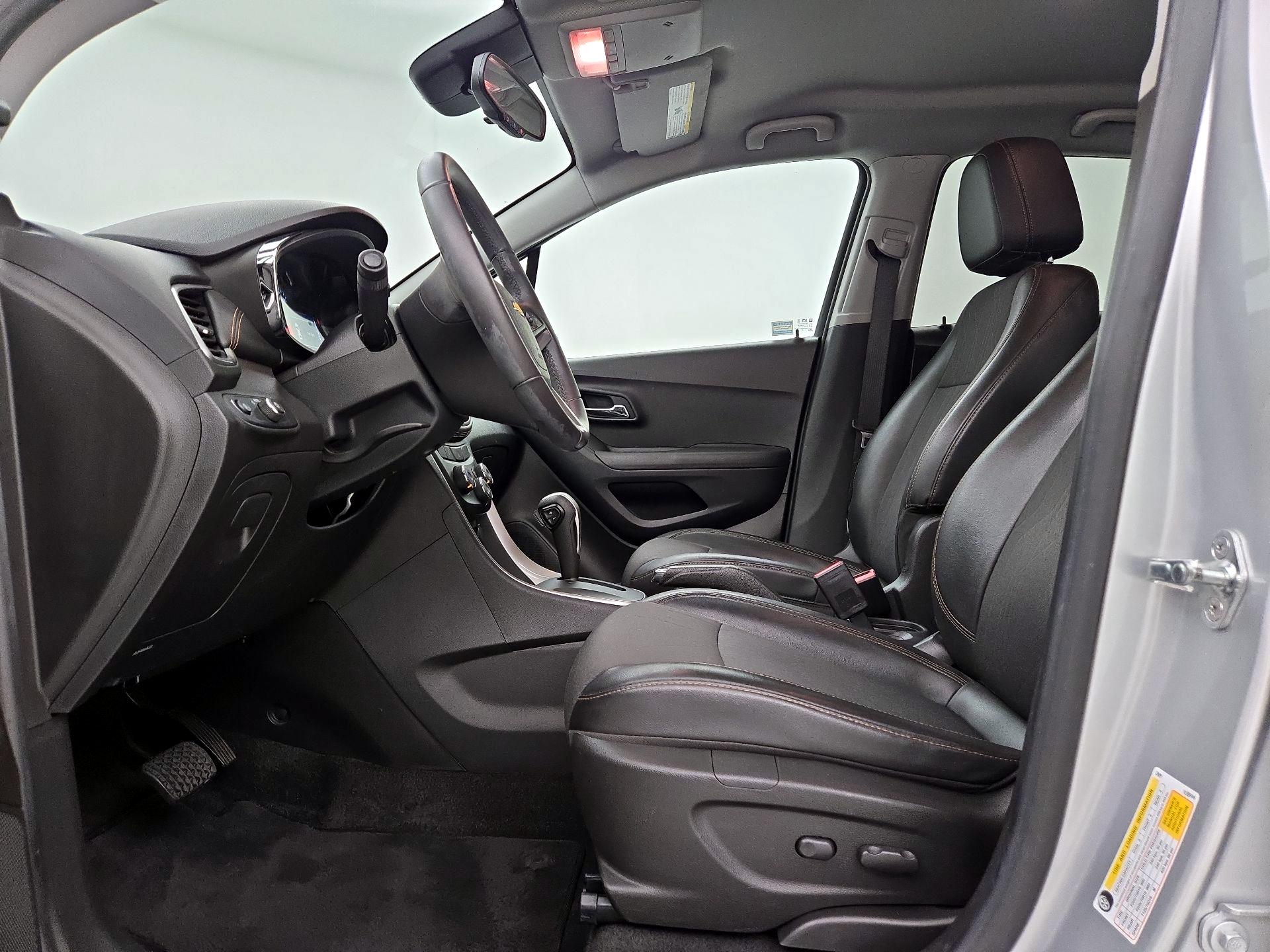 Thumbnail: 2017 Chevrolet Trax - 11
