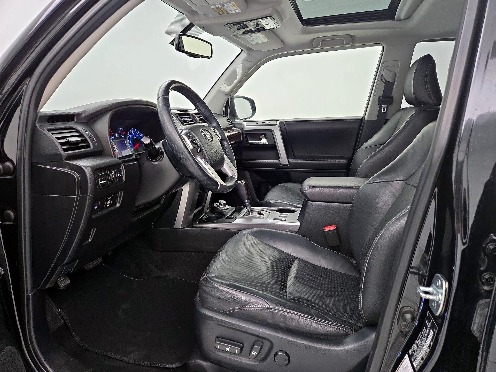 Thumbnail: 2016 Toyota 4Runner - 11