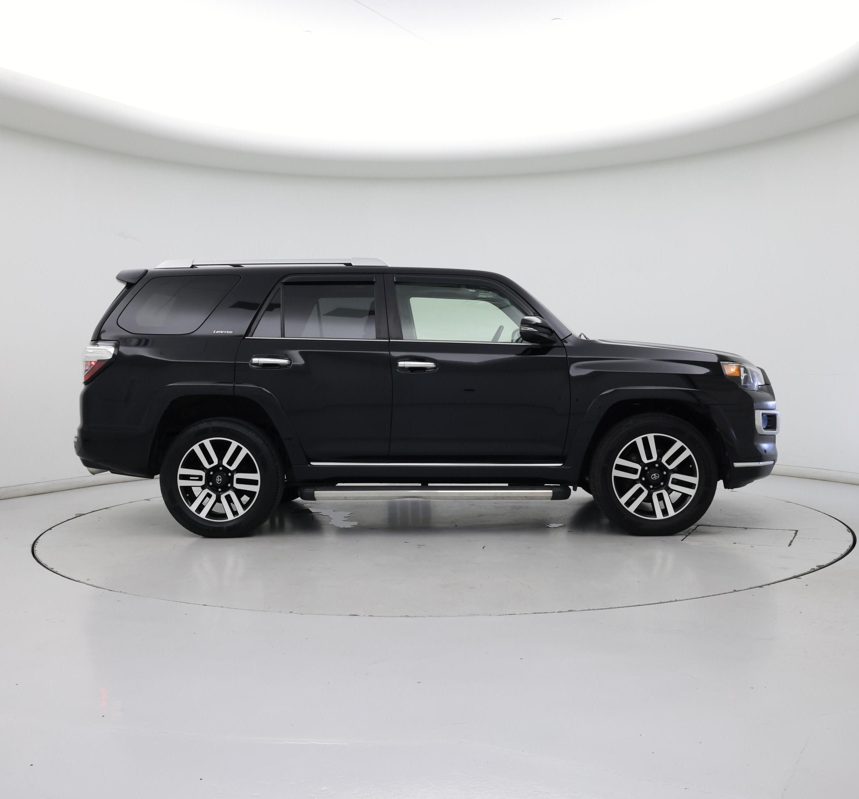 Thumbnail: 2016 Toyota 4Runner - 7