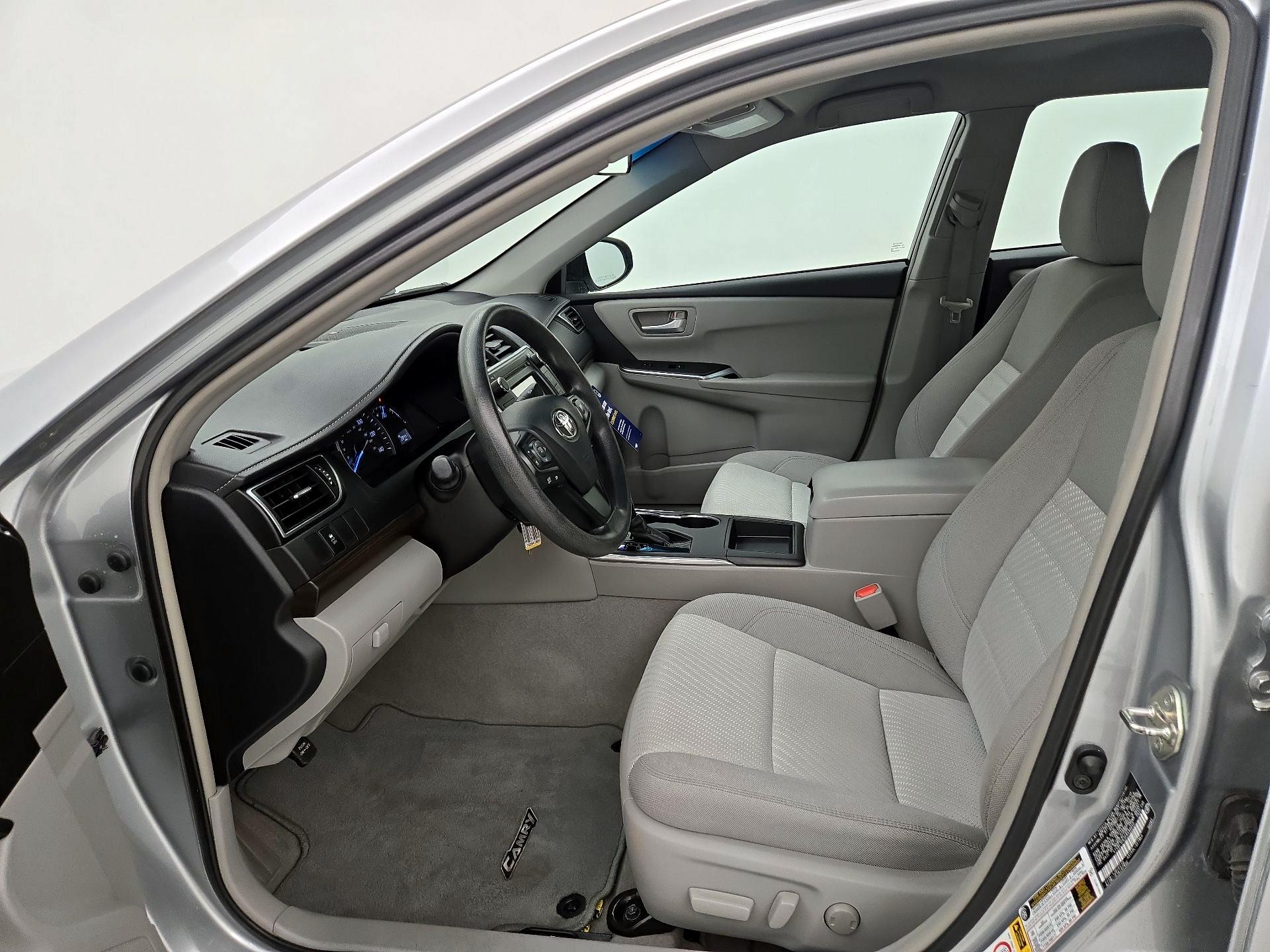 Thumbnail: 2015 Toyota Camry - 11