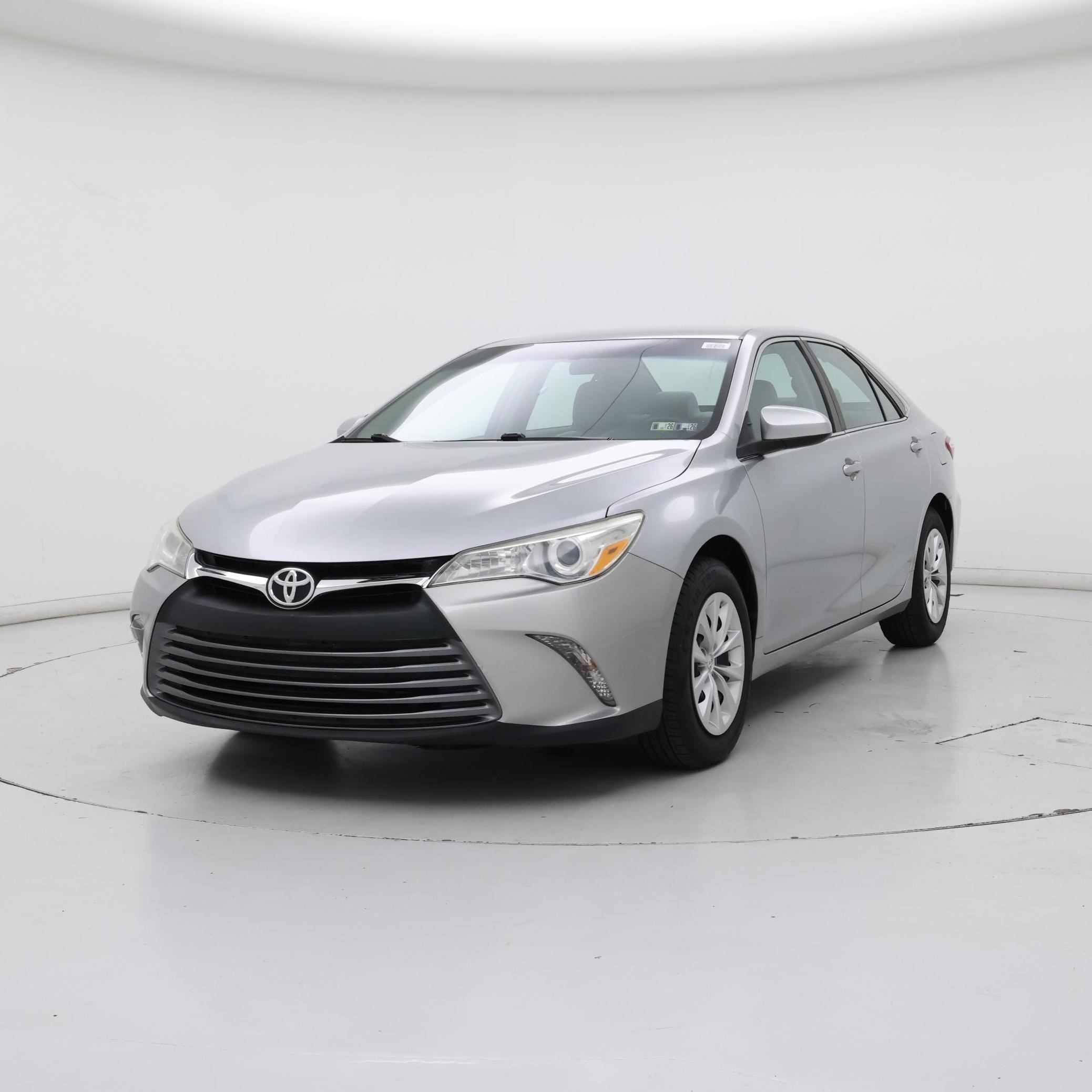 Thumbnail: 2015 Toyota Camry - 4