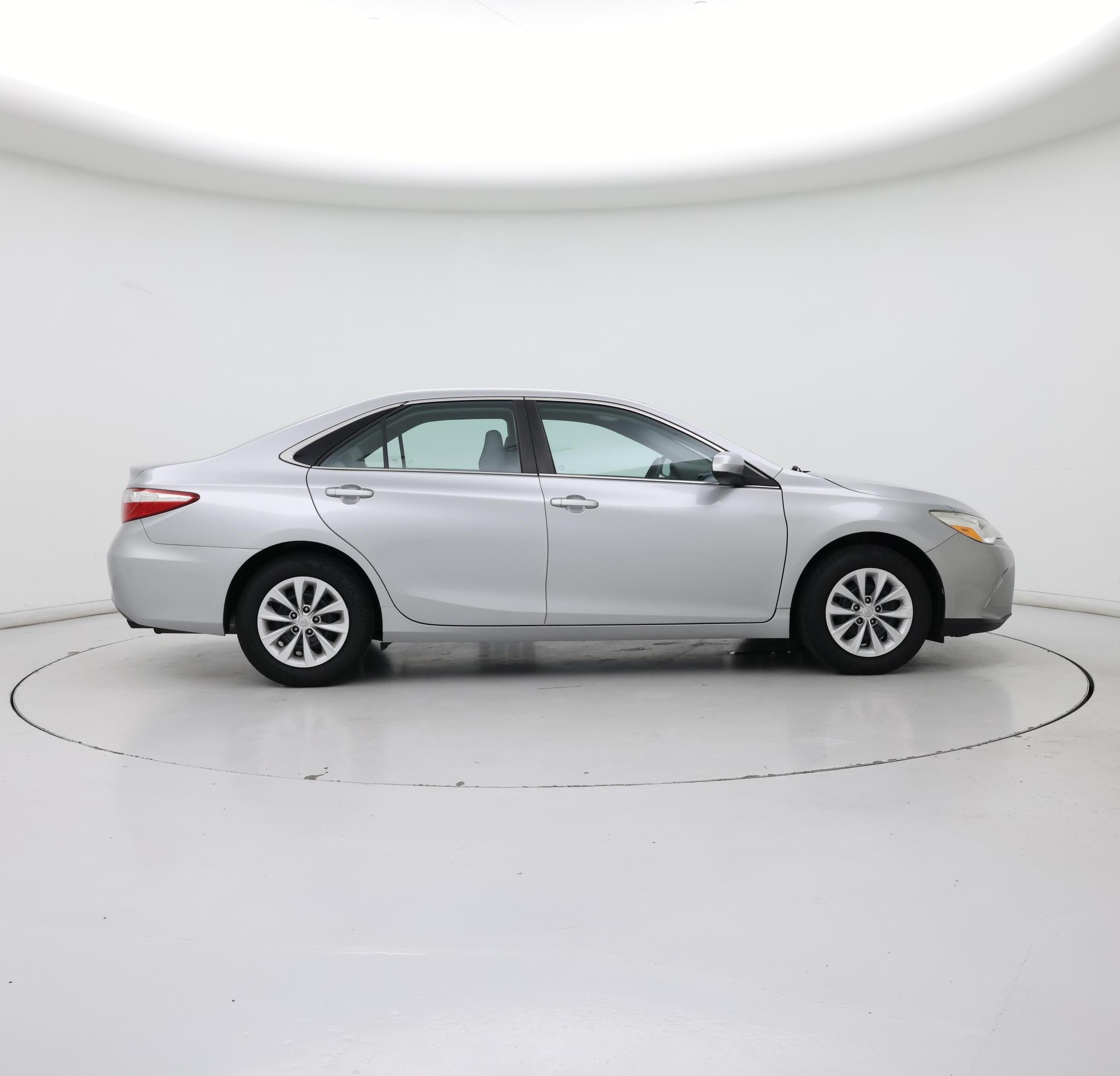 Thumbnail: 2015 Toyota Camry - 7