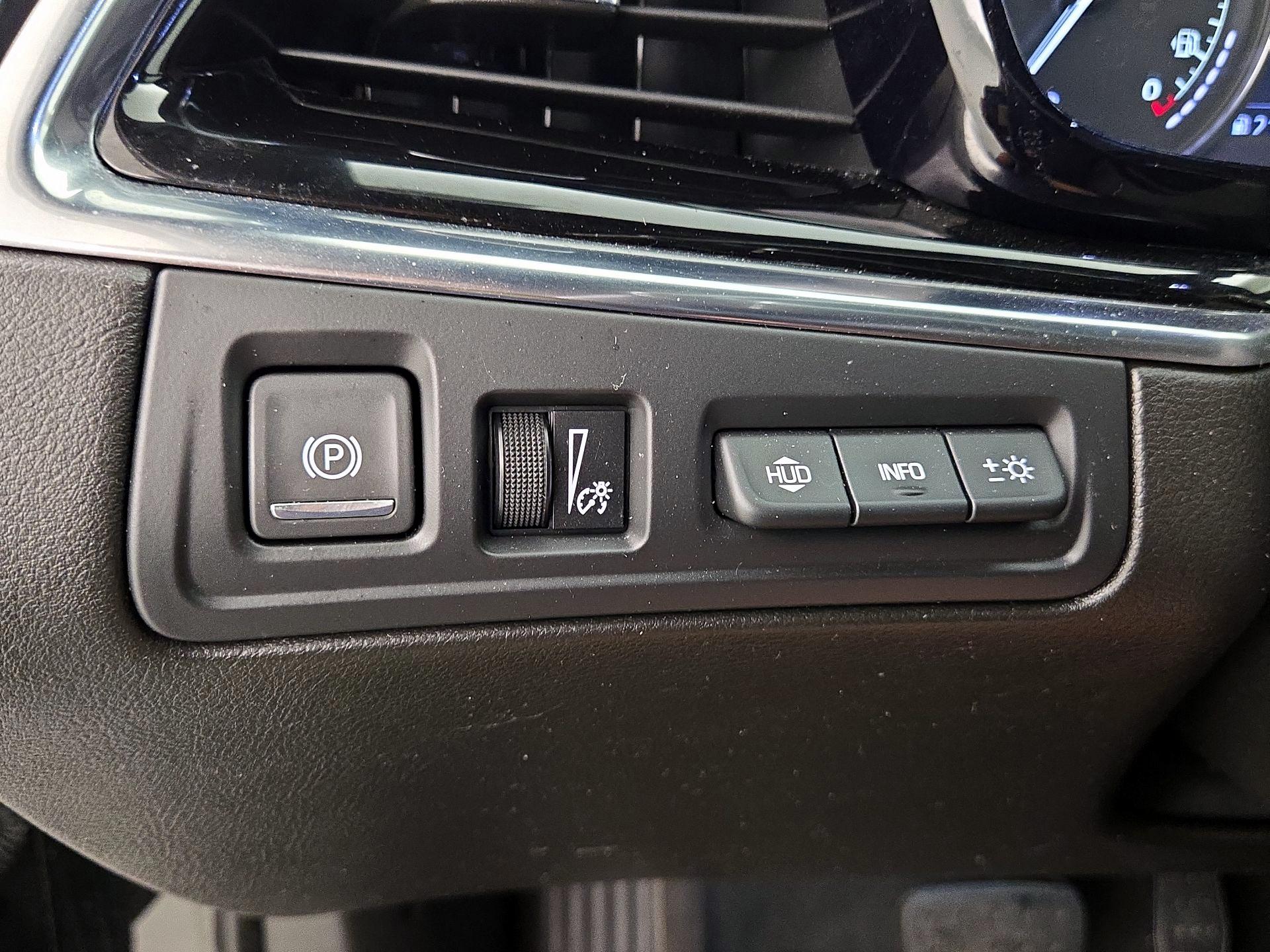 Thumbnail: 2021 Cadillac XT6 - 13