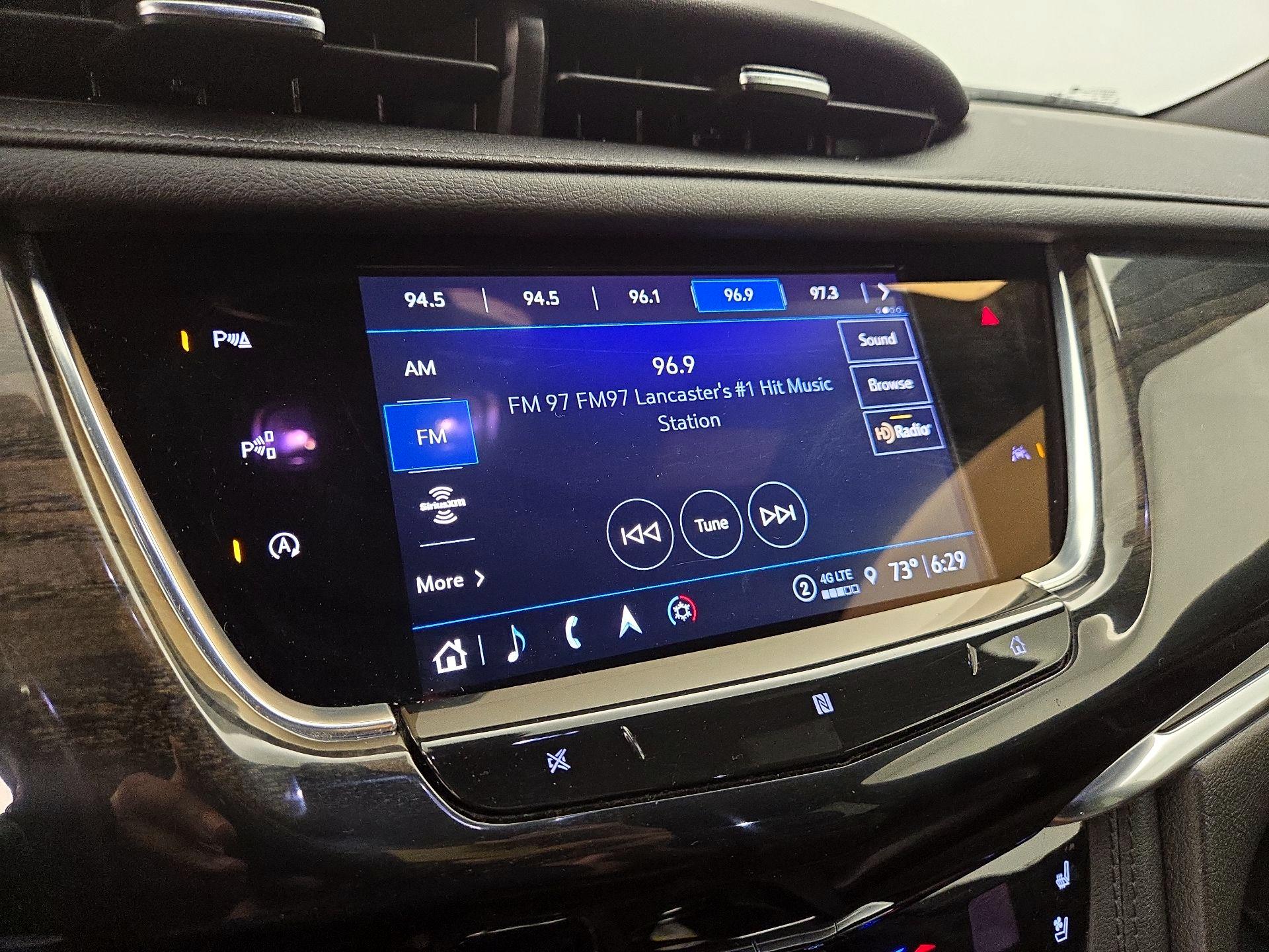 Thumbnail: 2021 Cadillac XT6 - 16