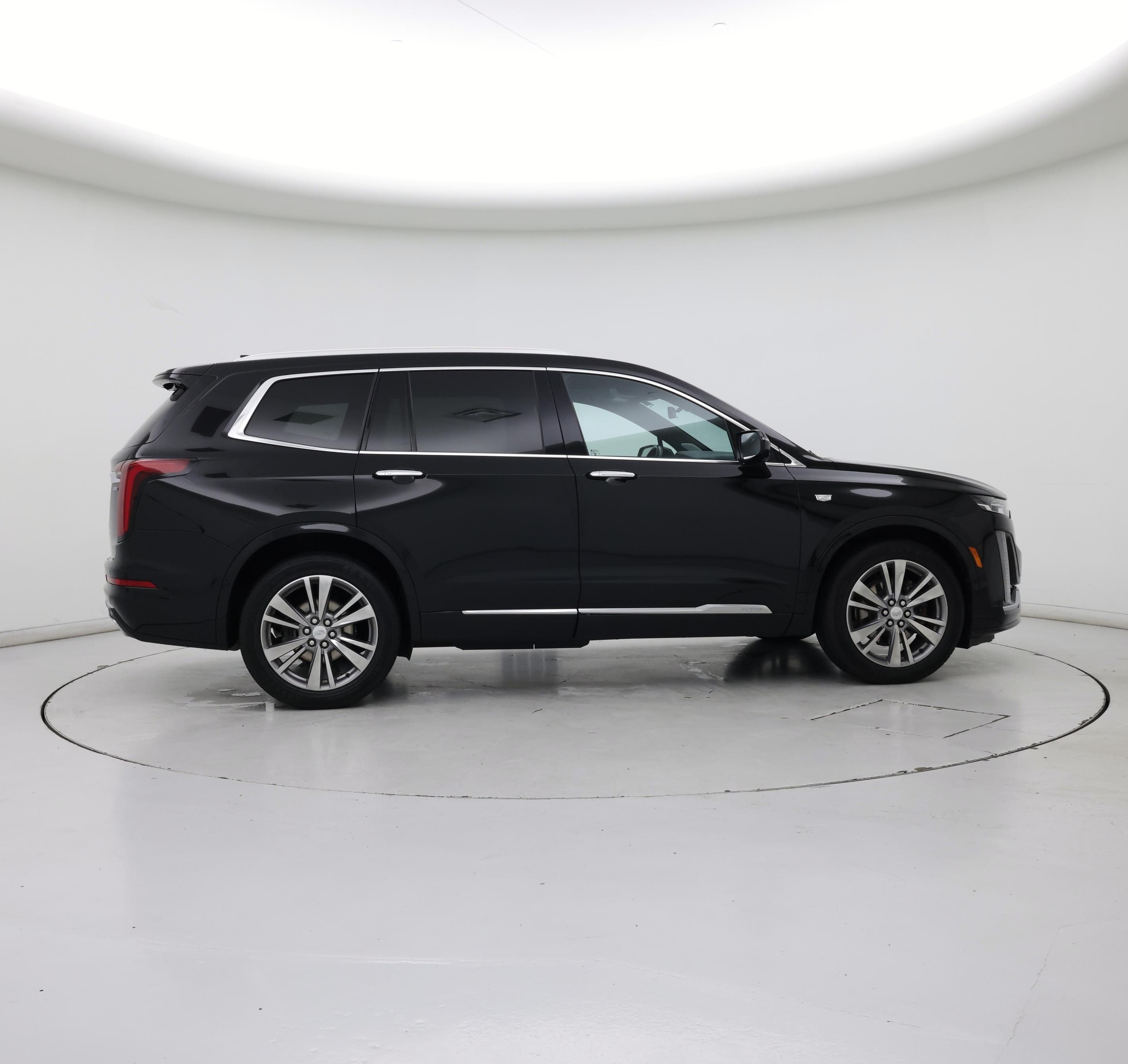 Thumbnail: 2021 Cadillac XT6 - 7