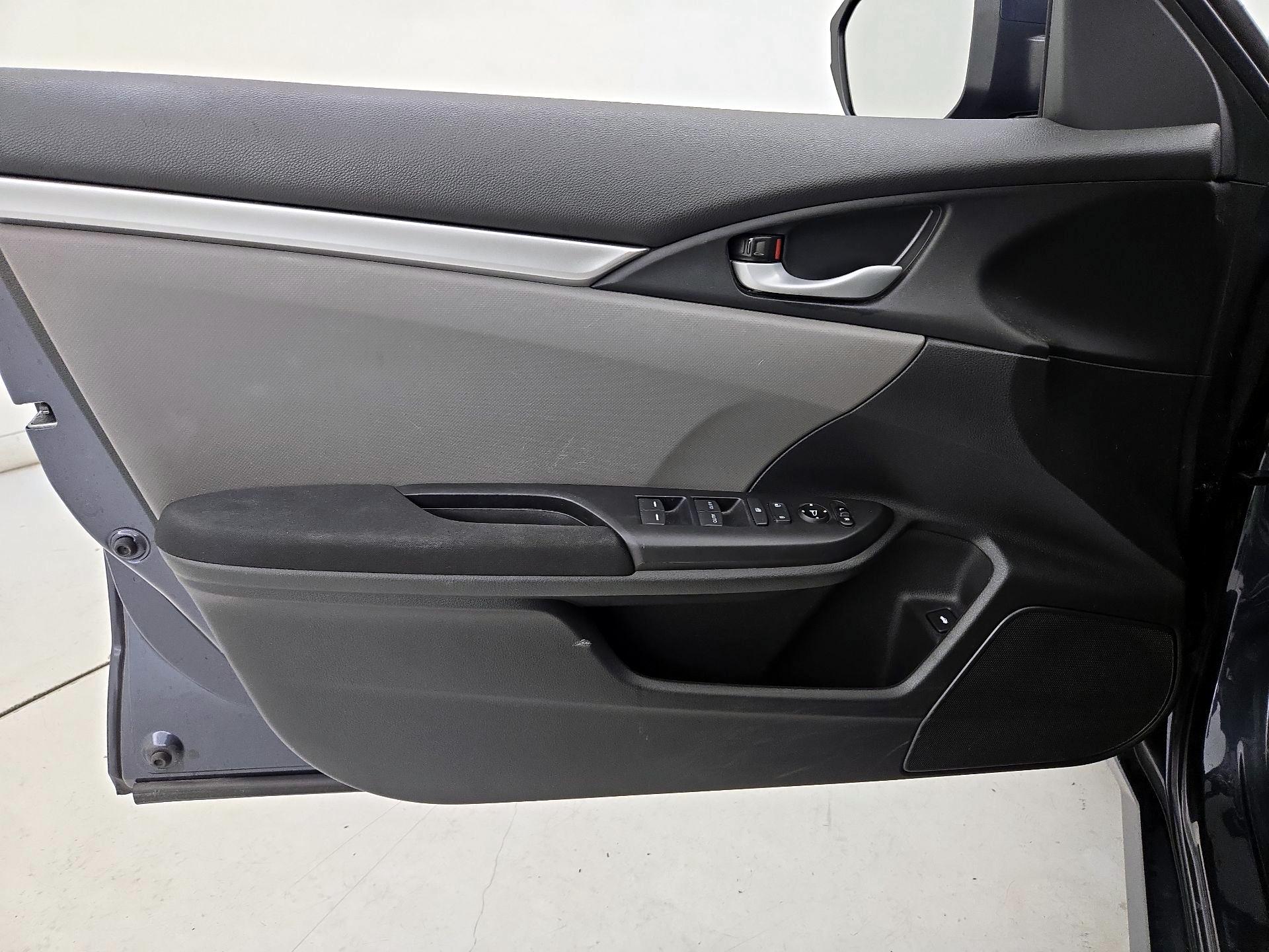 Thumbnail: 2020 Honda Civic - 12