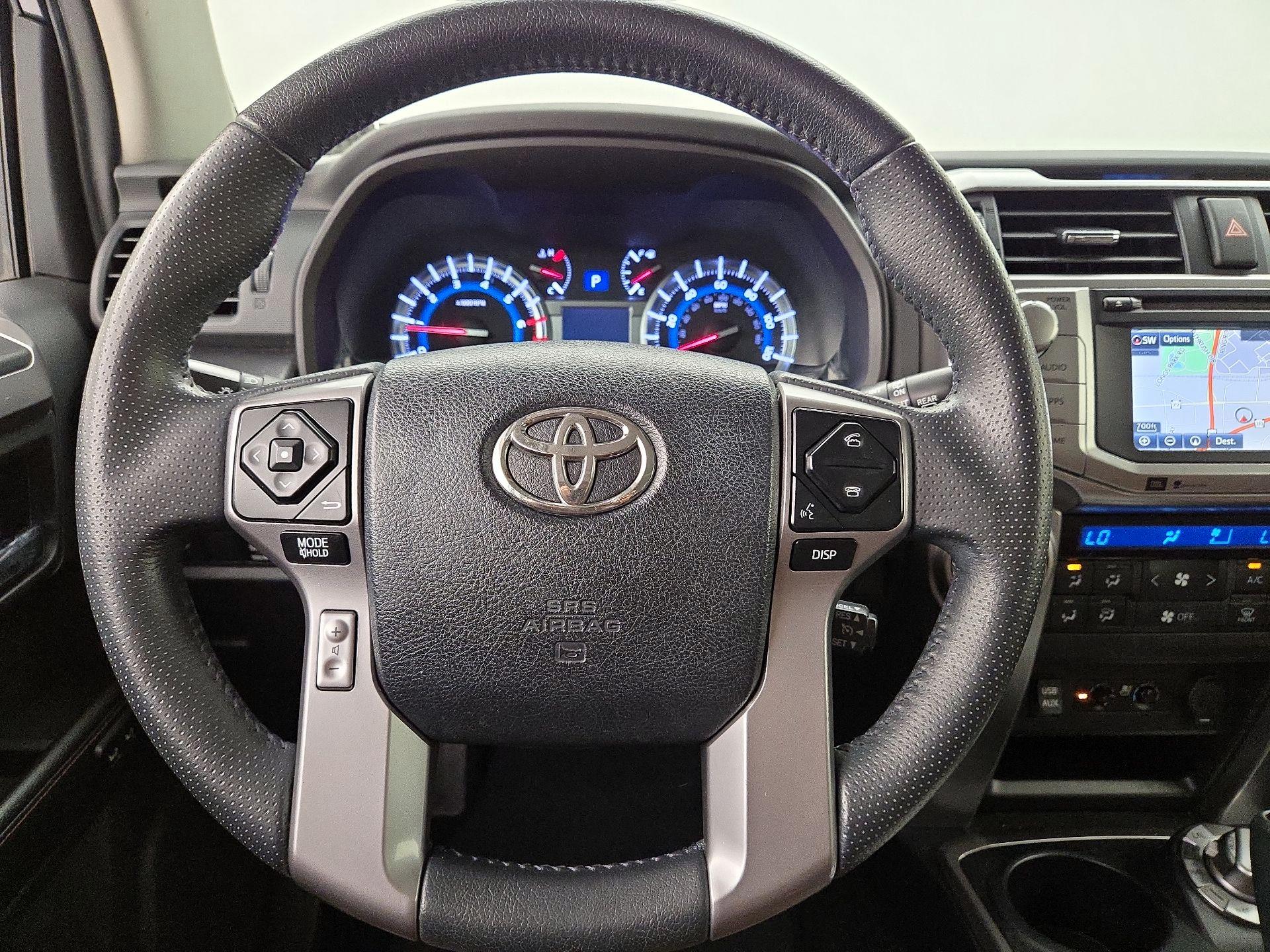 Thumbnail: 2016 Toyota 4Runner - 10