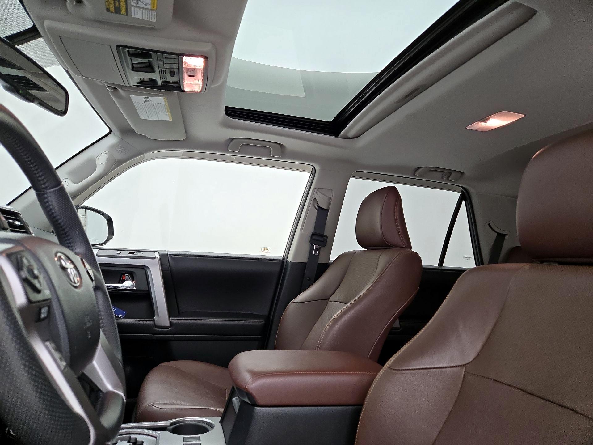Thumbnail: 2016 Toyota 4Runner - 20