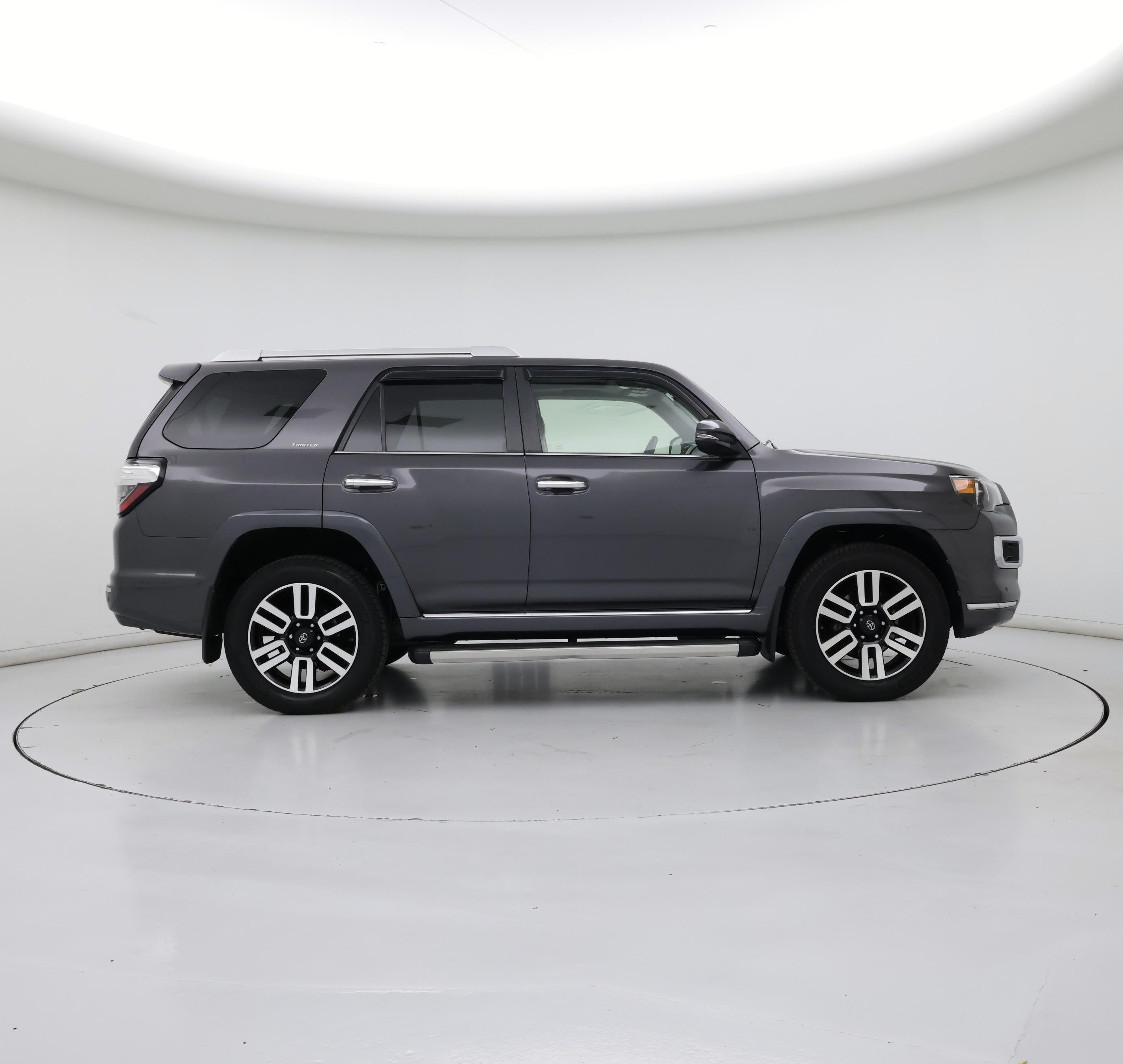 Thumbnail: 2016 Toyota 4Runner - 7