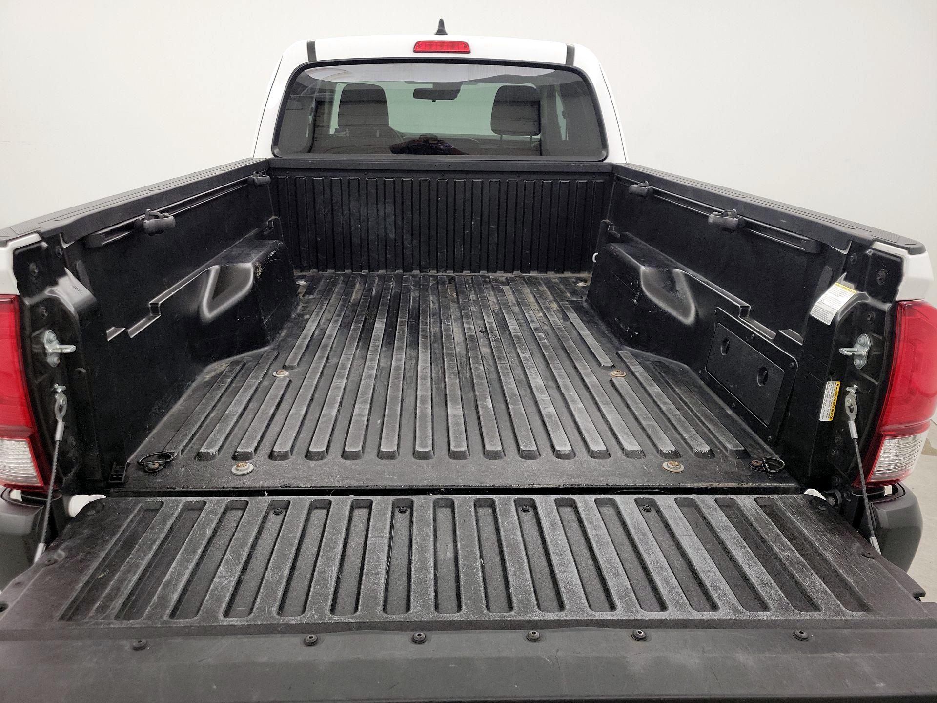 Thumbnail: 2023 Toyota Tacoma - 20