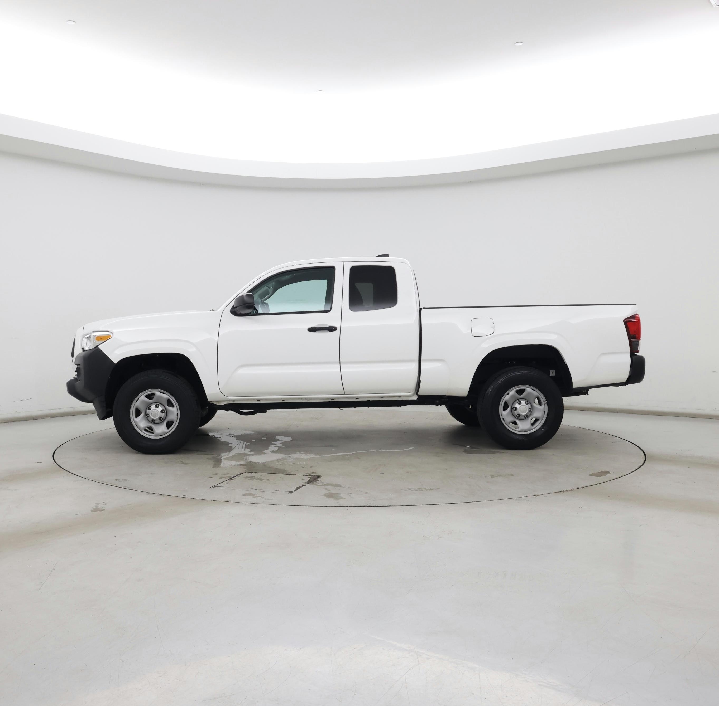 Thumbnail: 2023 Toyota Tacoma - 3
