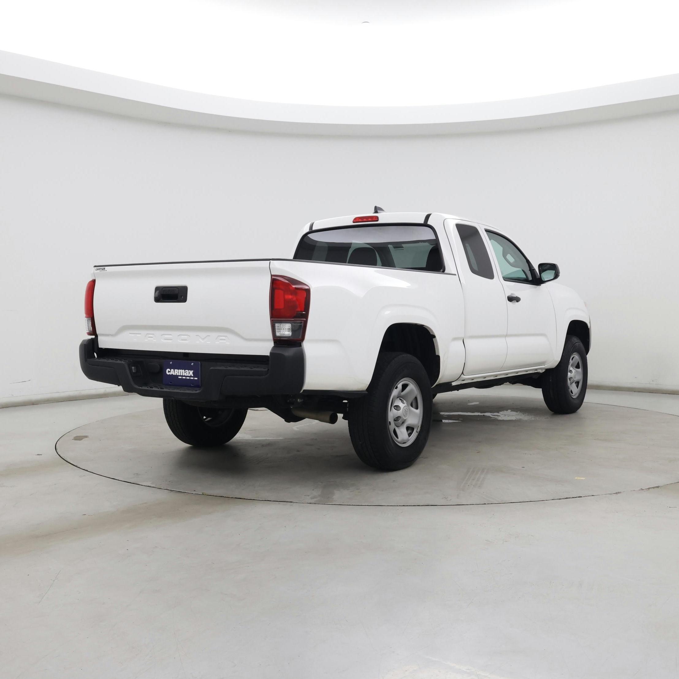 Thumbnail: 2023 Toyota Tacoma - 8
